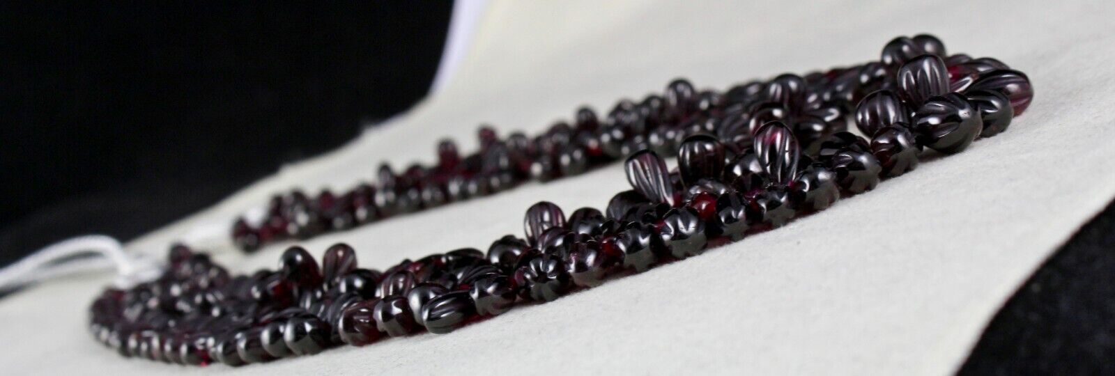 NATURAL RED GARNET BEADS CARVED TEAR DROPS 2 LINE 664 CARATS GEMSTONE NECKLACE 