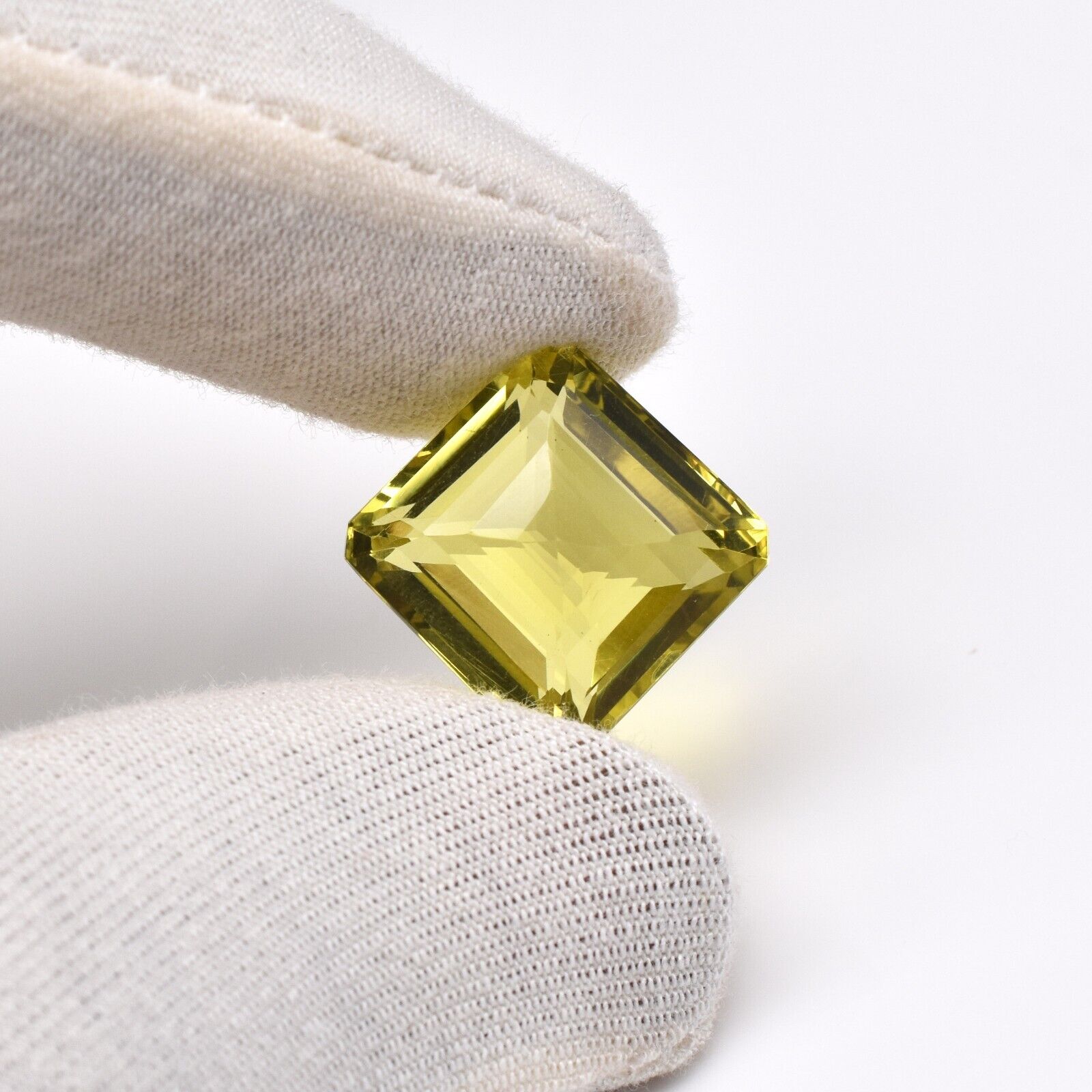 Natural Green Gold Lemon Quartz Octagon Fancy Cut 17.71 Ct Gemstone Ring Pendant