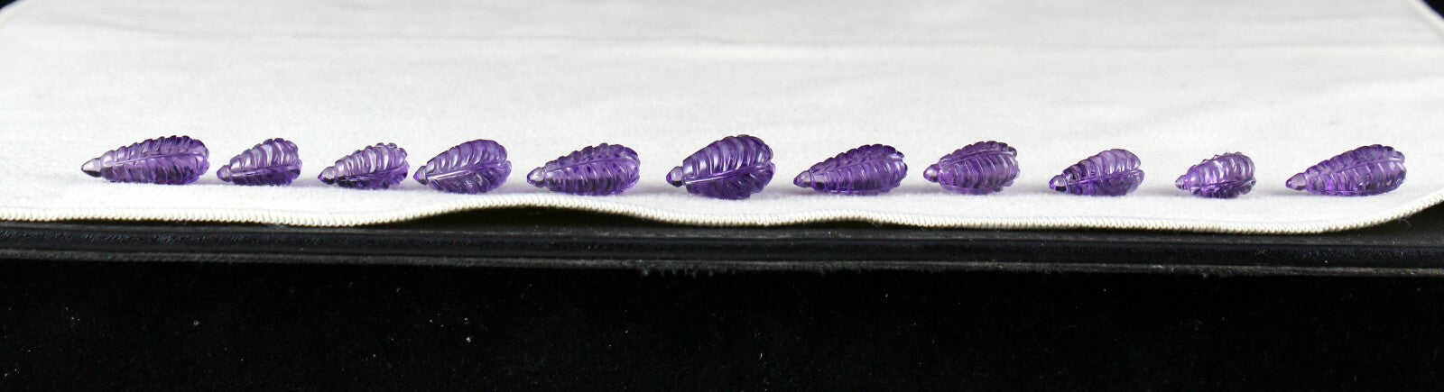 Natural Amethyst 11 Pcs 71 Cts Carved Drops Gemstone Earring Necklace Set