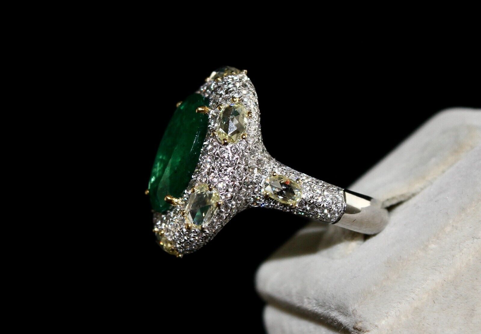 Certified Natural Zambia Emerald Oval Cut RoseCut Diamond 18K Gold Cocktail Ring