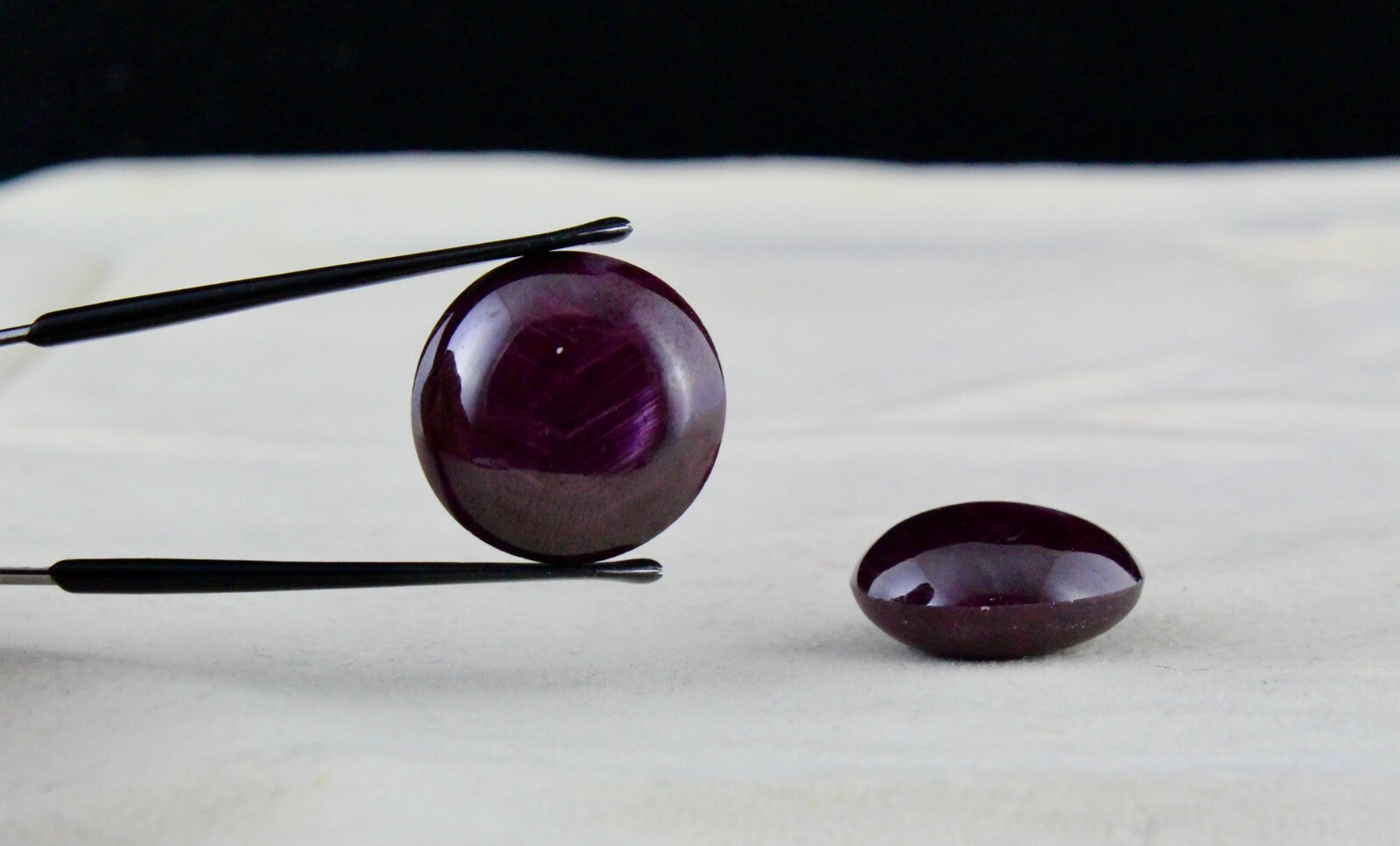 Certified 6-line Star Ruby 112.90 Ct Round Cabochon Gemstone For Ring Pendant