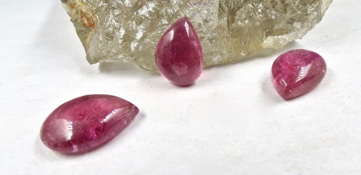 NATURAL TOURMALINE RUBELLITE CABOCHON PEAR 3 PCS 22.10 CTS GEMSTONE DESIGNER SET