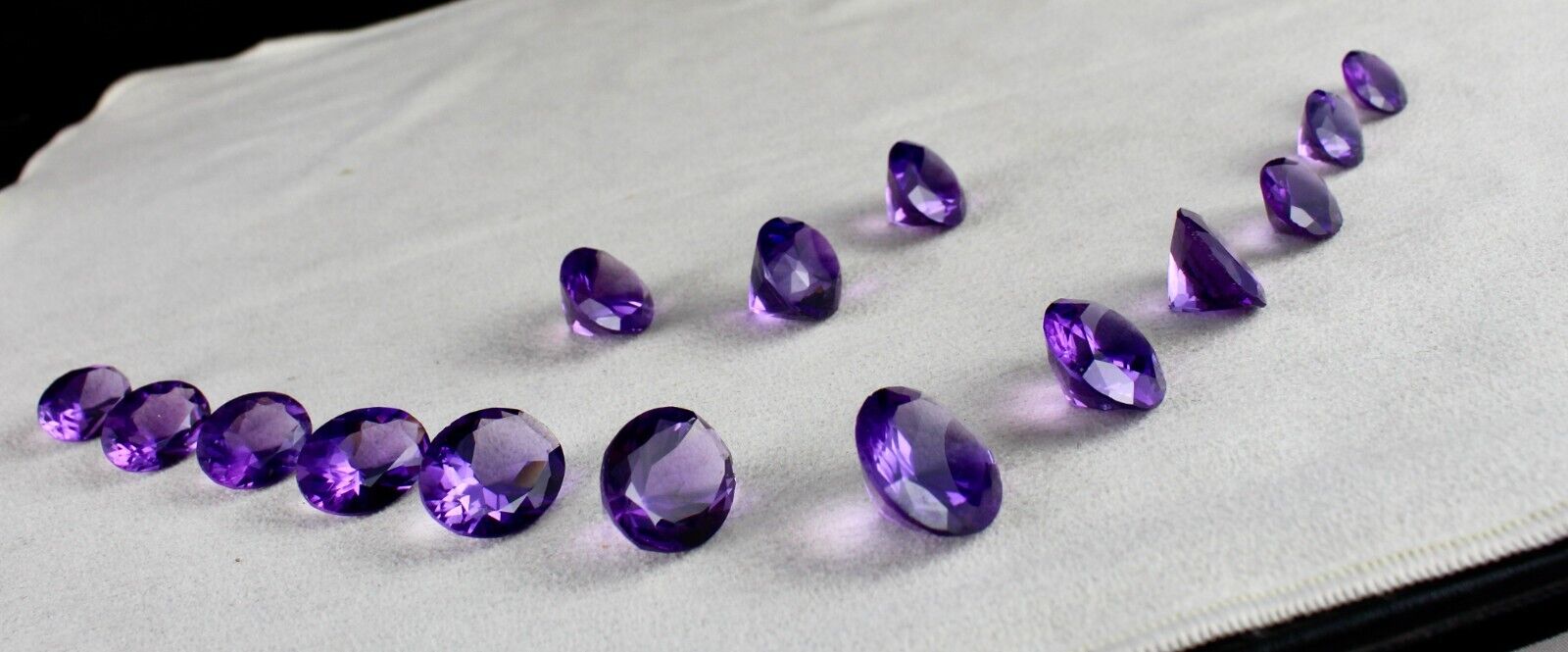 Natural Amethyst Cut Oval 15 Pc 189.90 Ct Loose Gemstone Earring Necklace Set