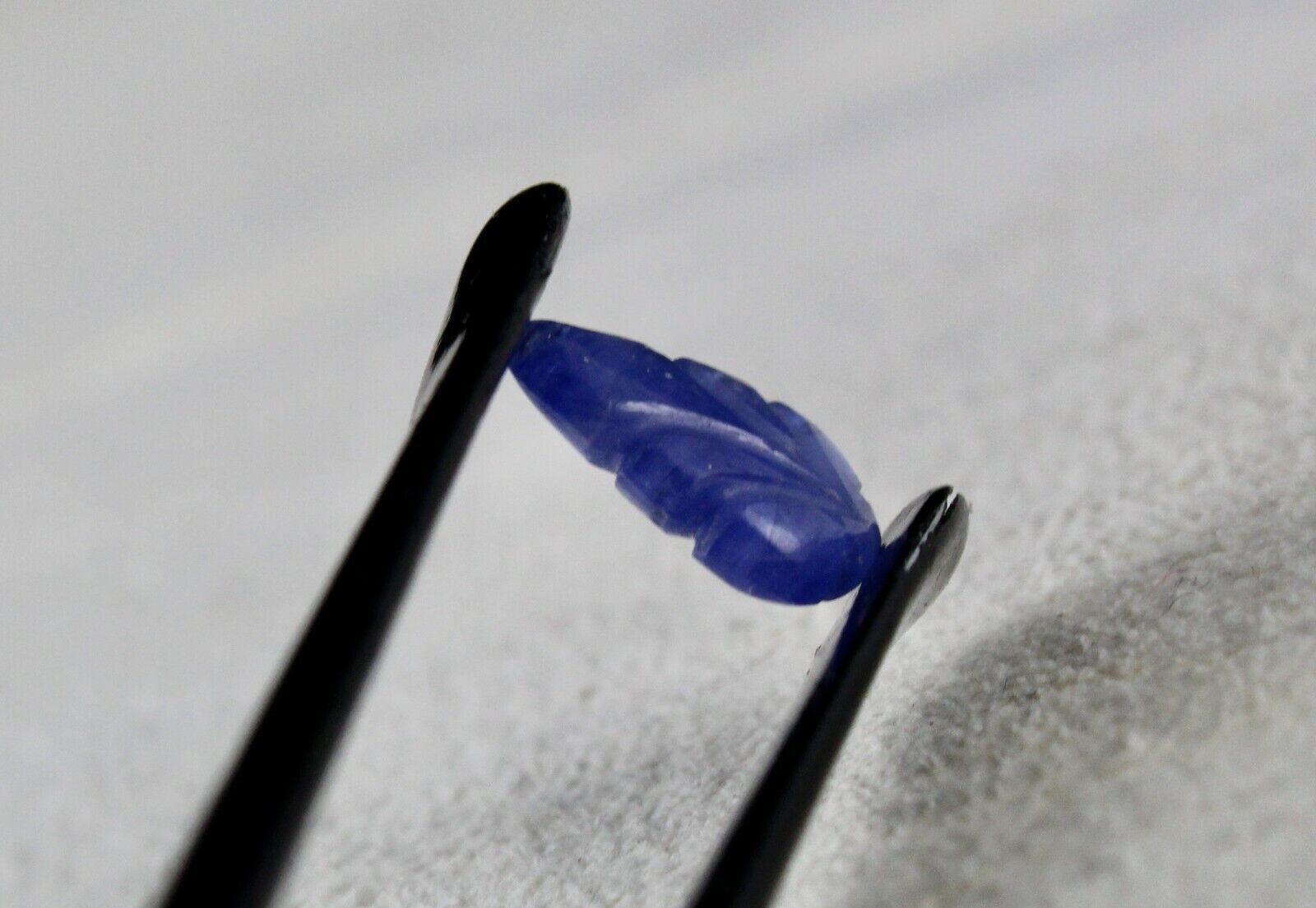 NATURAL UNHEAT BURMA BLUE SAPPHIRE CARVED LEAF 1.87 CARATS GEMSTONE RING PENDANT