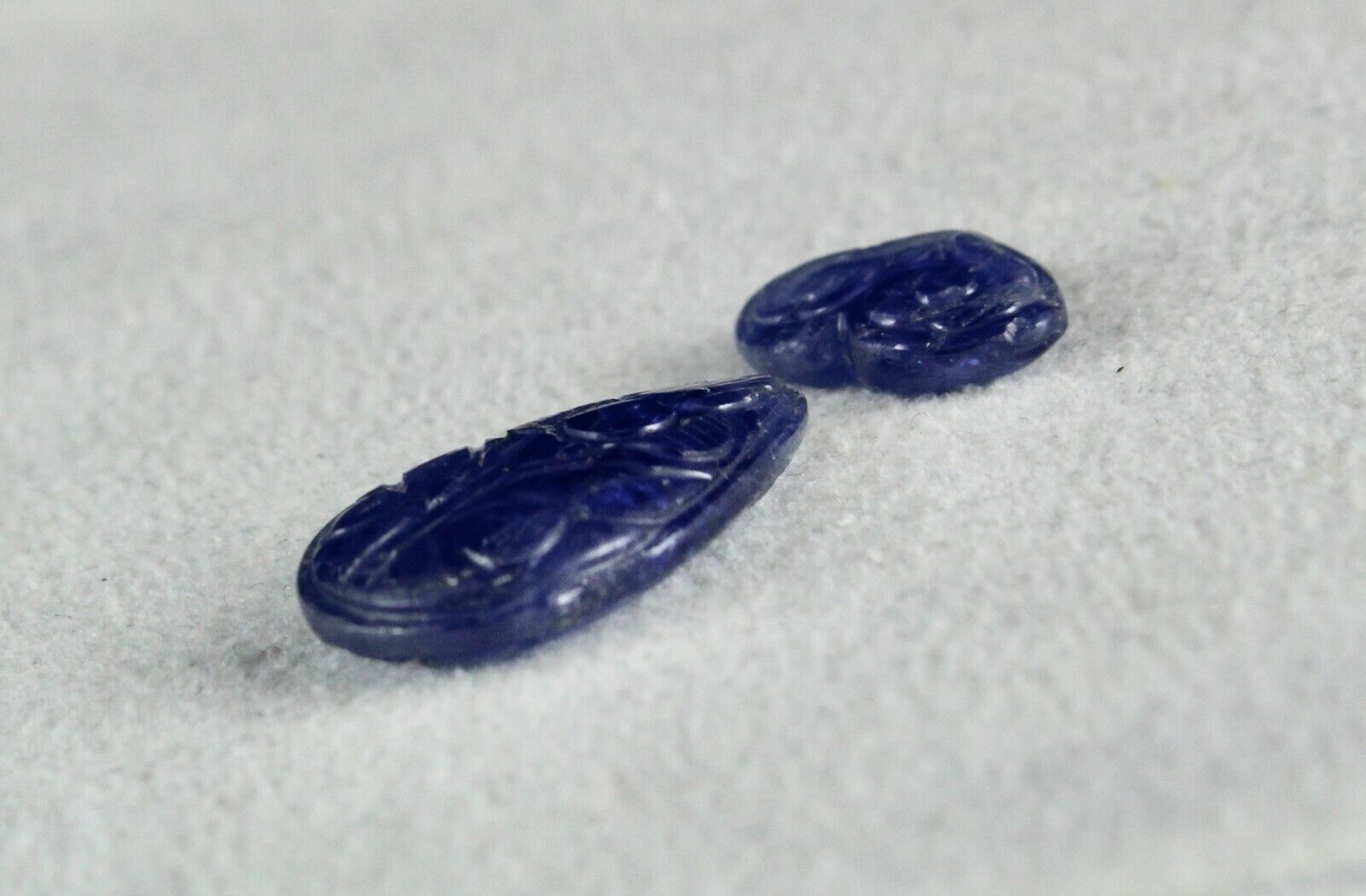 NATURAL UNTREATED BLUE SAPPHIRE CARVED 2 PCS 17.52 CARATS GEMSTONE RING PENDANT