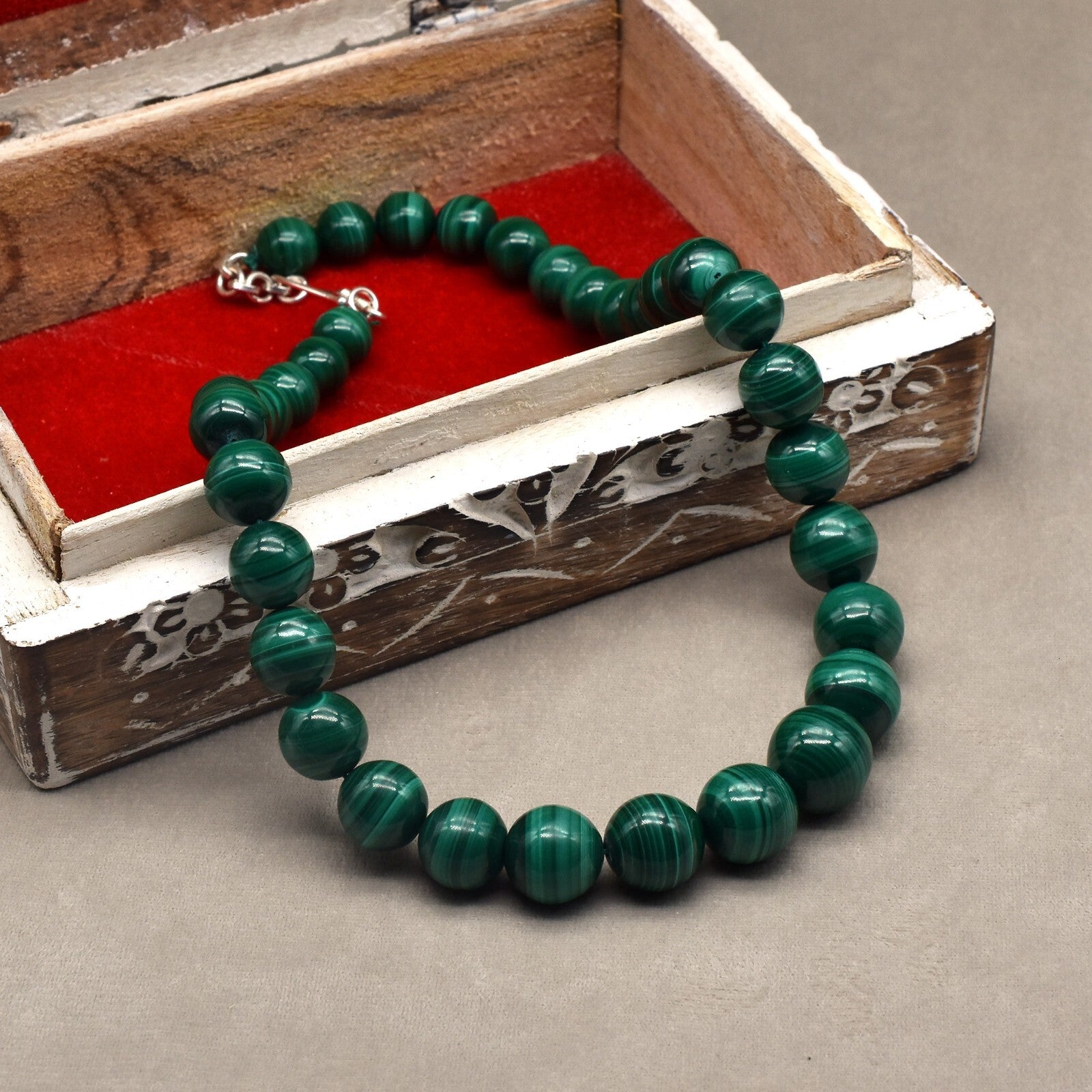 Certified Natural Malachite 908 Ct Semi Precious Gemstone Necklace Beads