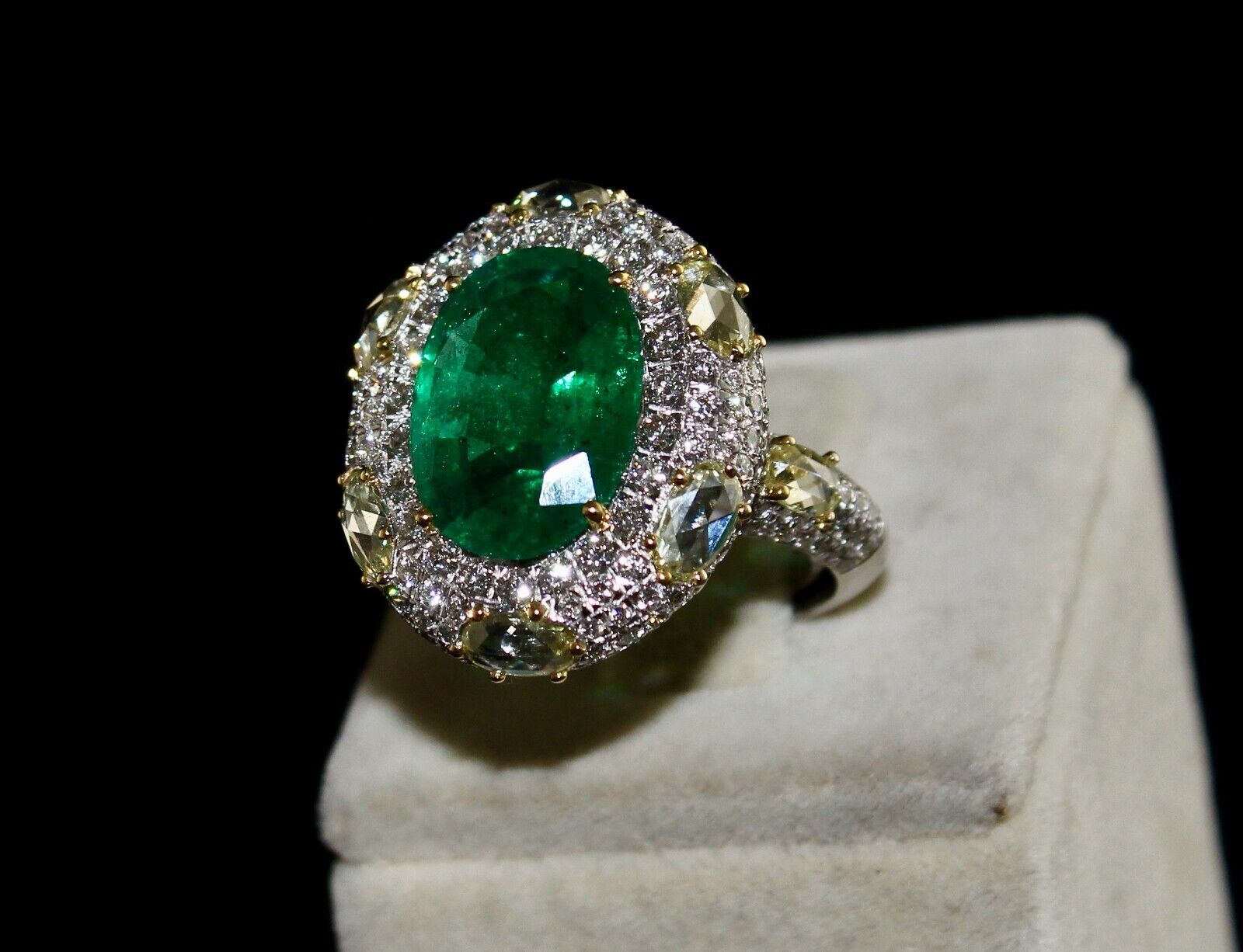 Certified Natural Zambia Emerald Oval Cut RoseCut Diamond 18K Gold Cocktail Ring