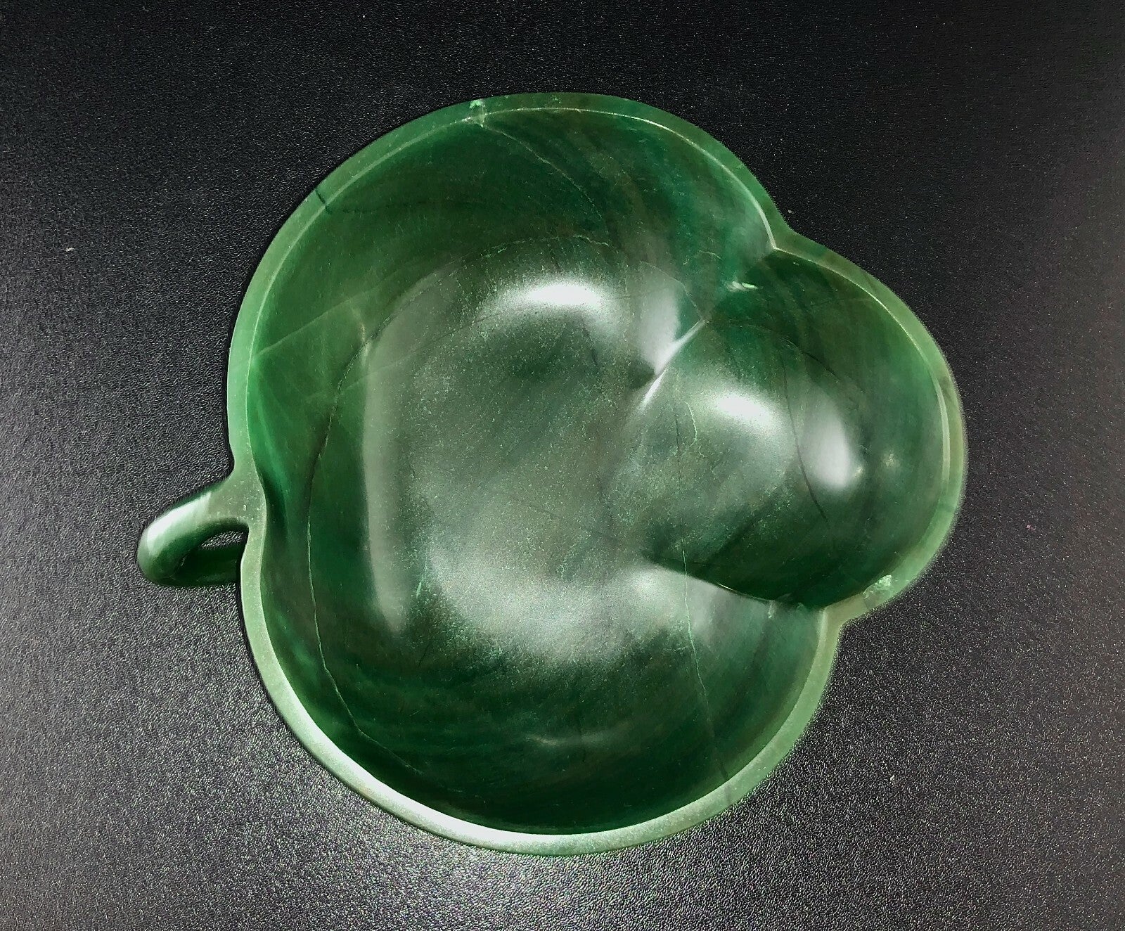 Handcrafted Carved Leaves Green Jade 1360 Ct Gemstone Bowl Home Decor