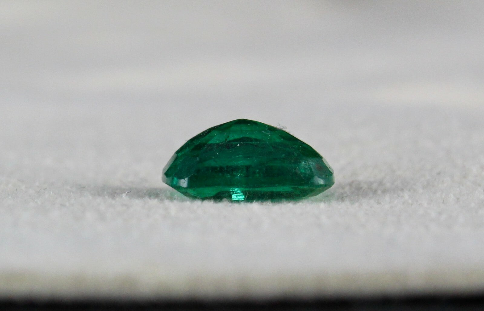 Certified Natural Zambian Emerald 3.01 Ct Cushion Cut Gemstone For Ring Pendant