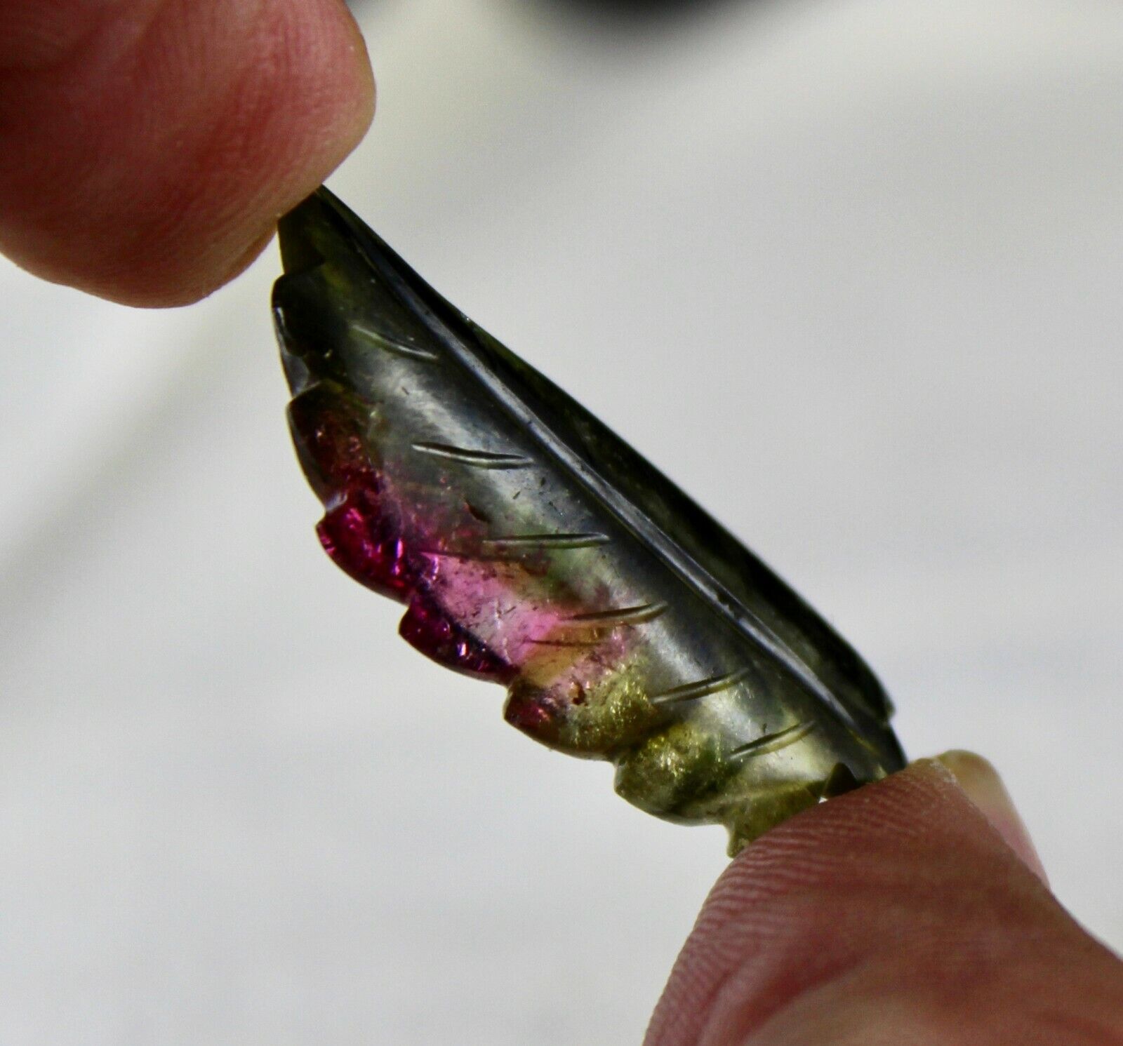 32X15 MM NATURAL MULTI TOURMALINE CARVED LEAF 16.30 CTS GEMSTONE RING PENDANT