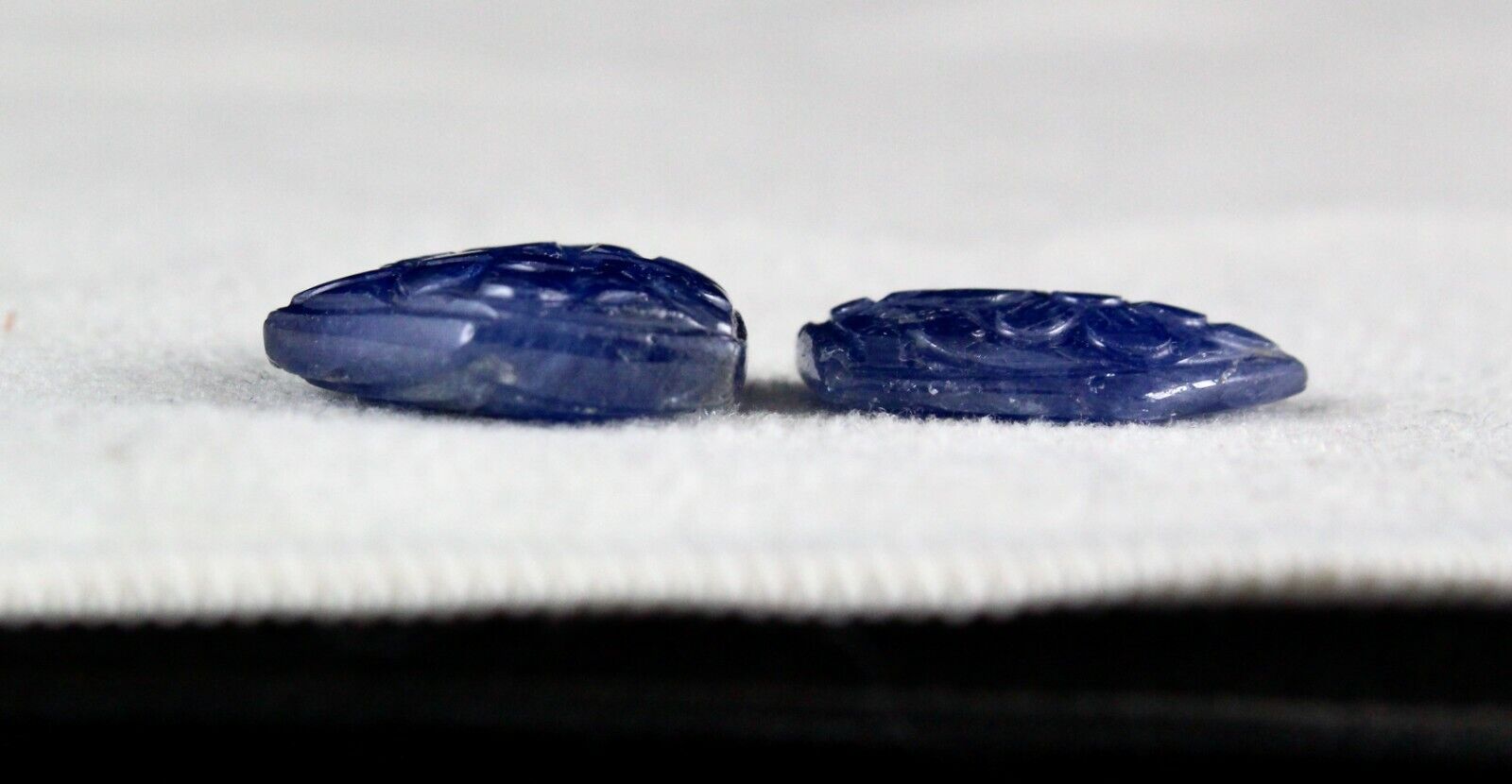 NATURAL UNTREATED BLUE SAPPHIRE CARVED 2 PCS 25.90 CARATS GEMSTONE RING PENDANT