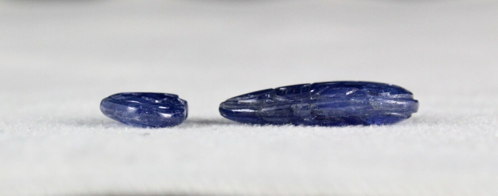 NATURAL UNTREATED BLUE SAPPHIRE CARVED 2 PCS 17.52 CARATS GEMSTONE RING PENDANT