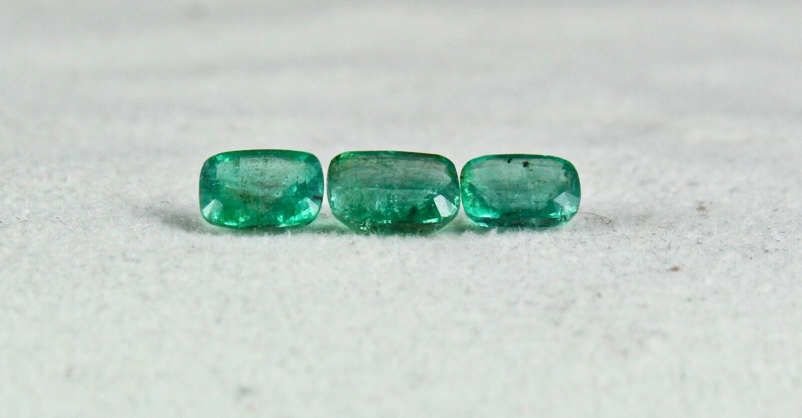 NATURAL ZAMBIAN EMERALD CUSHION CUT GEMSTONE 3 PIECES 4.17 CARATS FOR DESIGNING