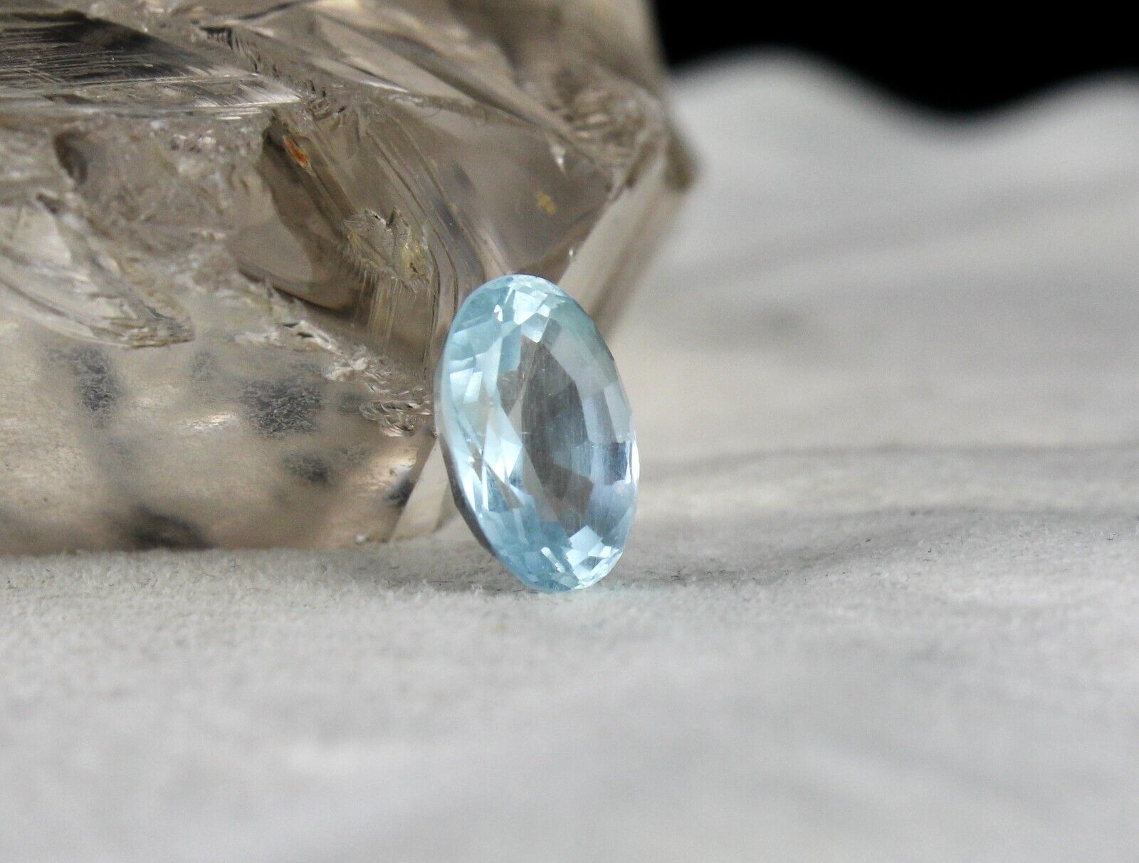 FINEST NATURAL BLUE AQUAMARINE OVAL CUT 5.13 CARATS GEMSTONE FOR RING PENDANT