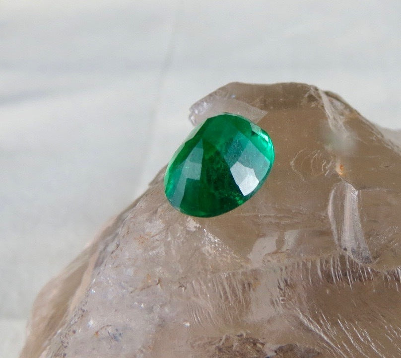 Certified Natural Zambia Emerald Oval Cut 11x9mm 4ct Loose Gemstone Ring