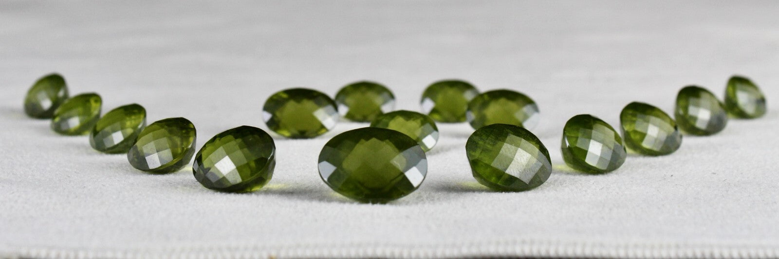 Certified Natural Green Vesuvianite Idocrase Oval 16 Pc 132.90 Ct Gemstone Set