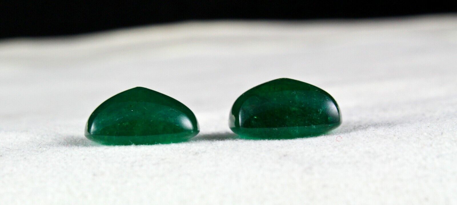 18X16 MM NATURAL ZAMBIAN EMERALD SUGARLOAF CABOCHON 44.51 CARAT GEMSTONE EARRING