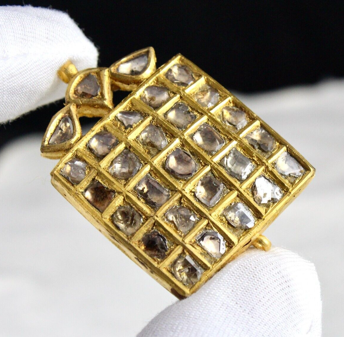 OLD MUESEM FINE JADAU NATURAL FLAT DIAMOND STUDDED 22K GOLD CARVED PENDANT