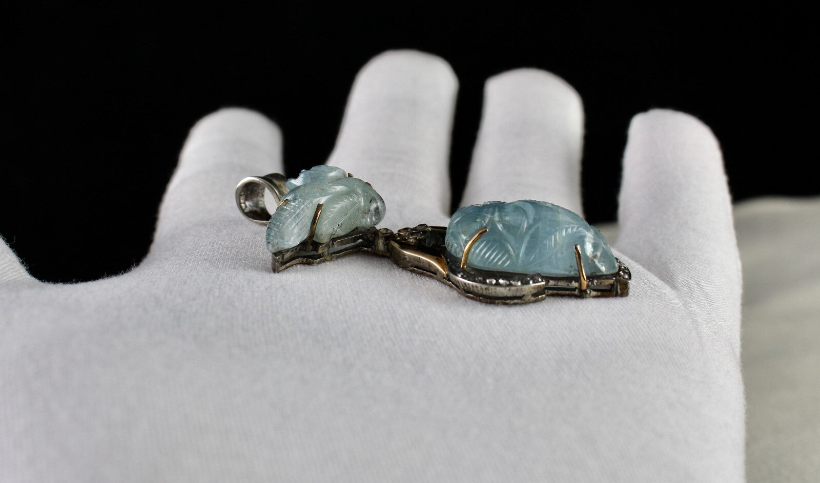 Natural Blue Aquamarine 10ct Carved Natural Diamond 18k Gold 925 Silver Pendant