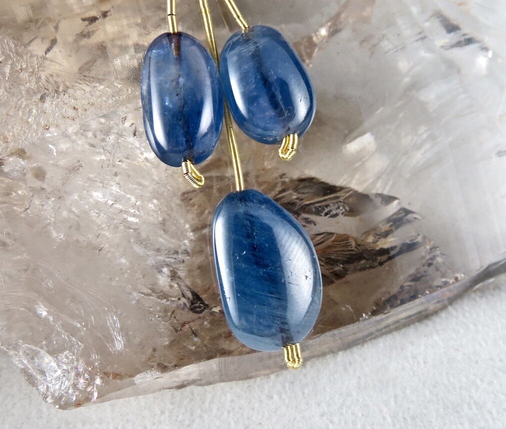 NATURAL UNHEATED BLUE SAPPHIRE BEADS CABOCHON 3 PCS 37 CARATS GEMSTONE HANGING