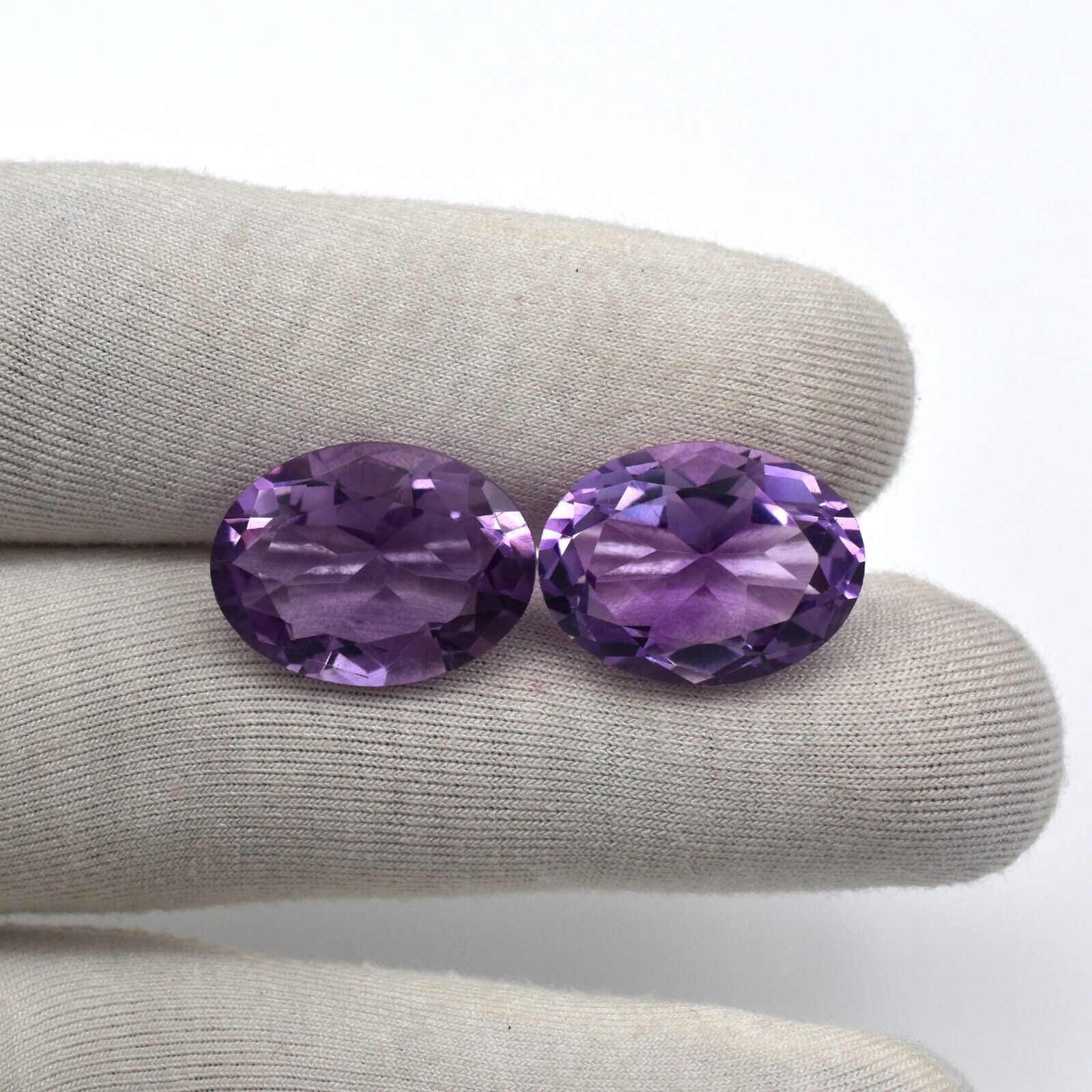 Natural Amethyst Oval Purple Gemstone Pair 20x15 mm 29.54 Ct Designing Earring