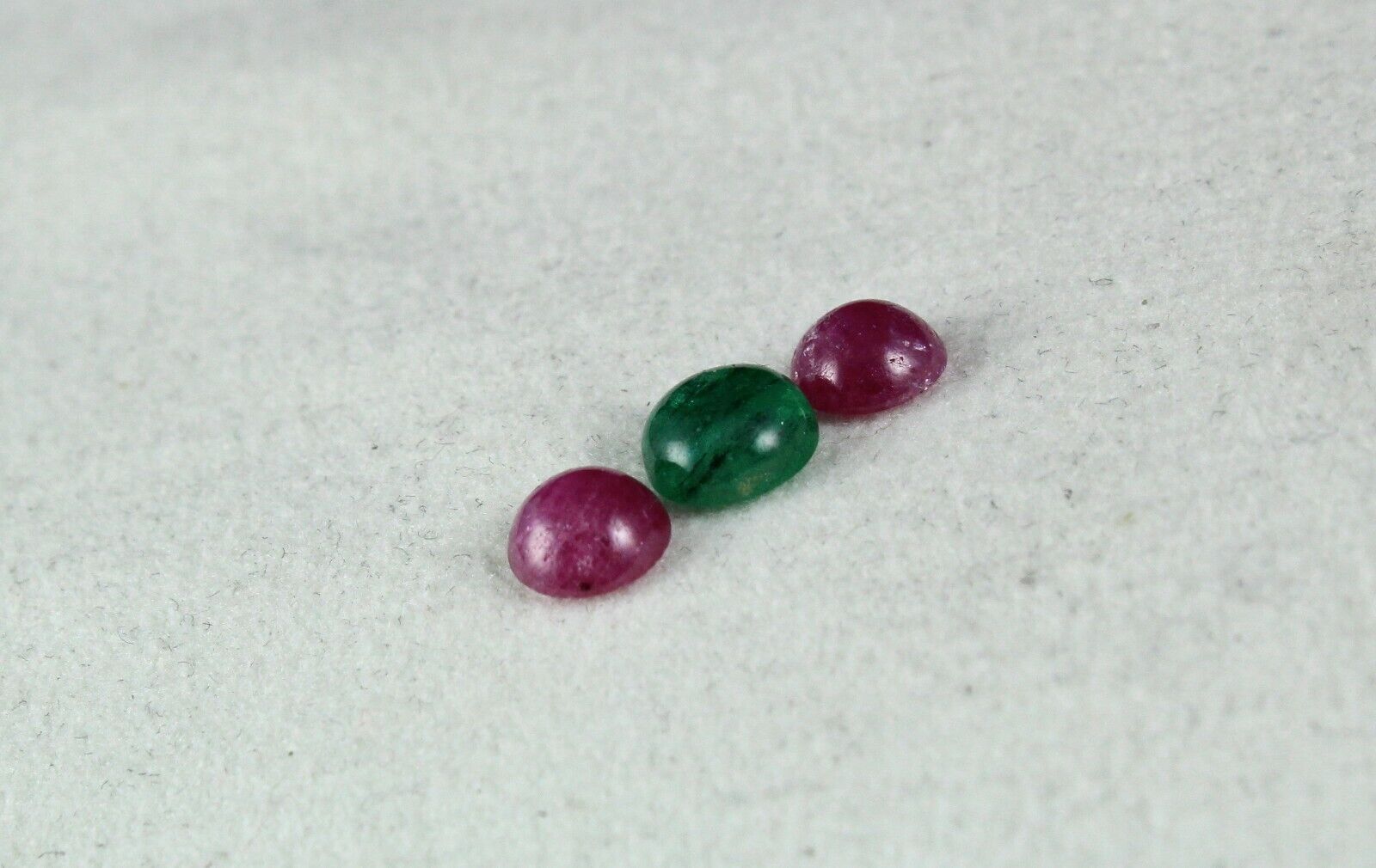 NATURAL RUBIES EMERALD CABOCHON ROUND 3 PCS 3.44 CARATS GEMSTONE FOR DESIGN RING