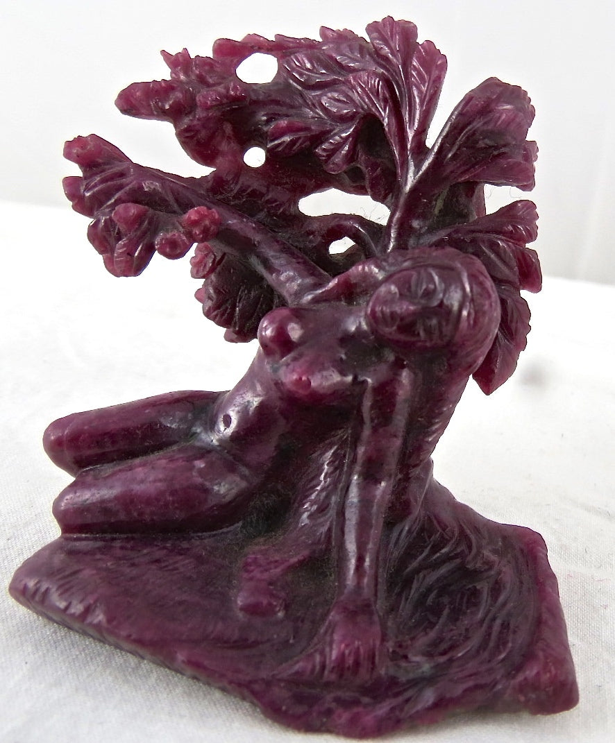 57x49mm Natural African Ruby Lady Figure 428ct Gemstone Statue Home Decor