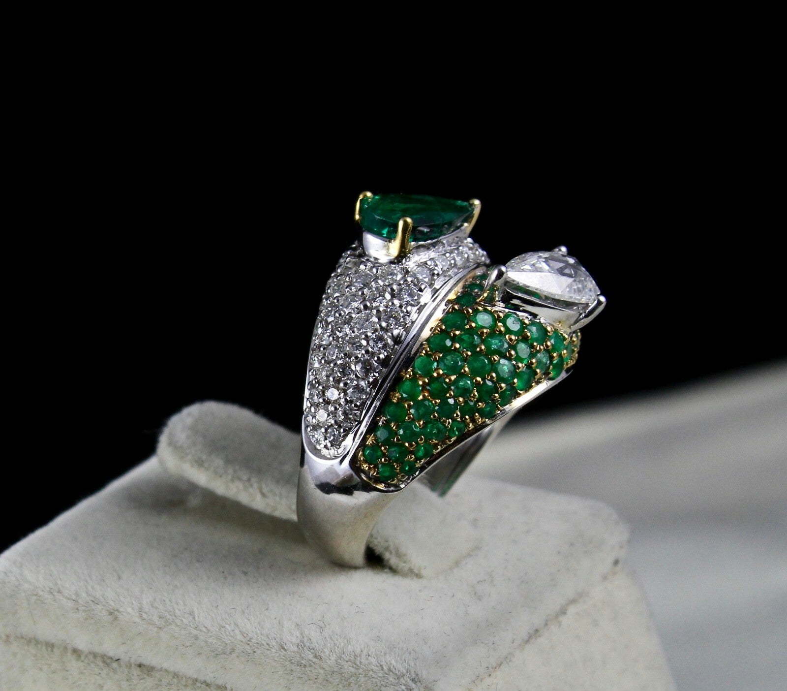 Certified Natural Emerald 10ct Rose Cut Natural Diamond 18k Gold Cocktail Ring
