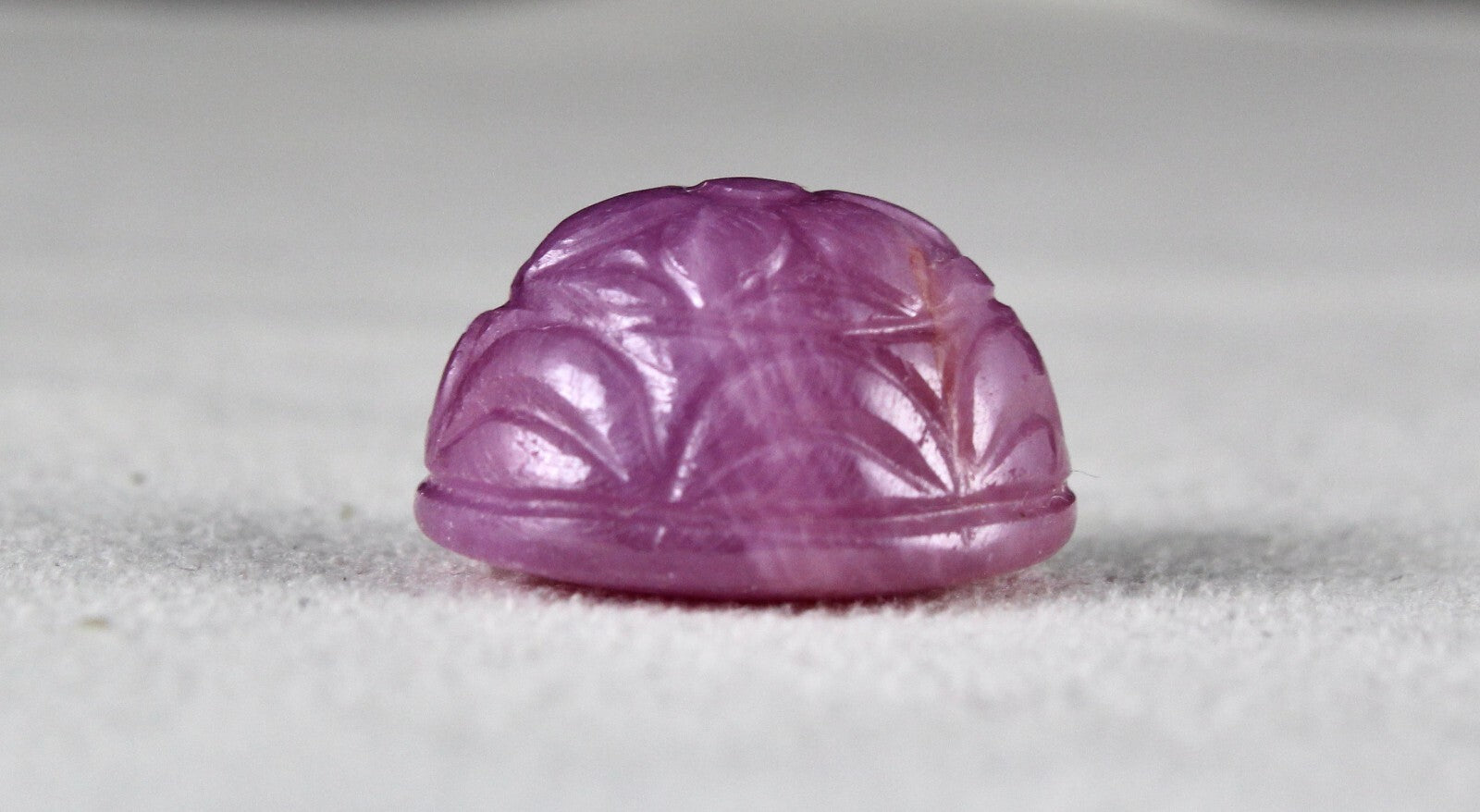 Natural Ruby 38ct Carved Oval 19mm Loose Gemstone For Pendant Ring