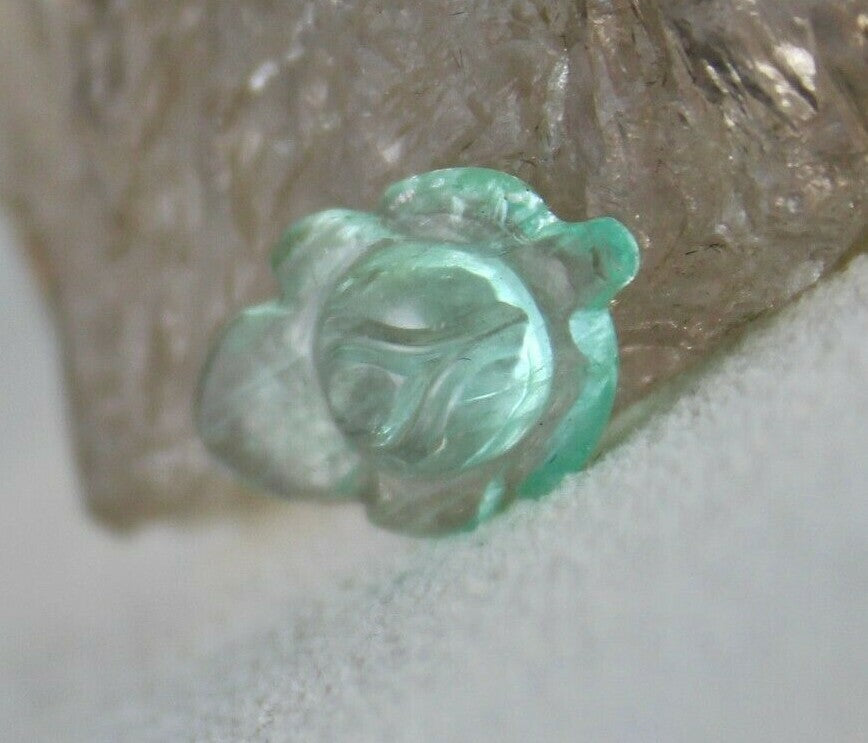 Natural Colombian Emerald Carved Leaf Gem 4.42ct For Pendant Ring