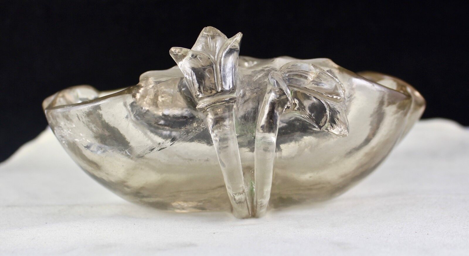 ANTIQUE NATURAL ROCK CRYSTAL QUARTZ LOTUS CARVED 4250CT GEMSTONE BOWL HOME DECOR