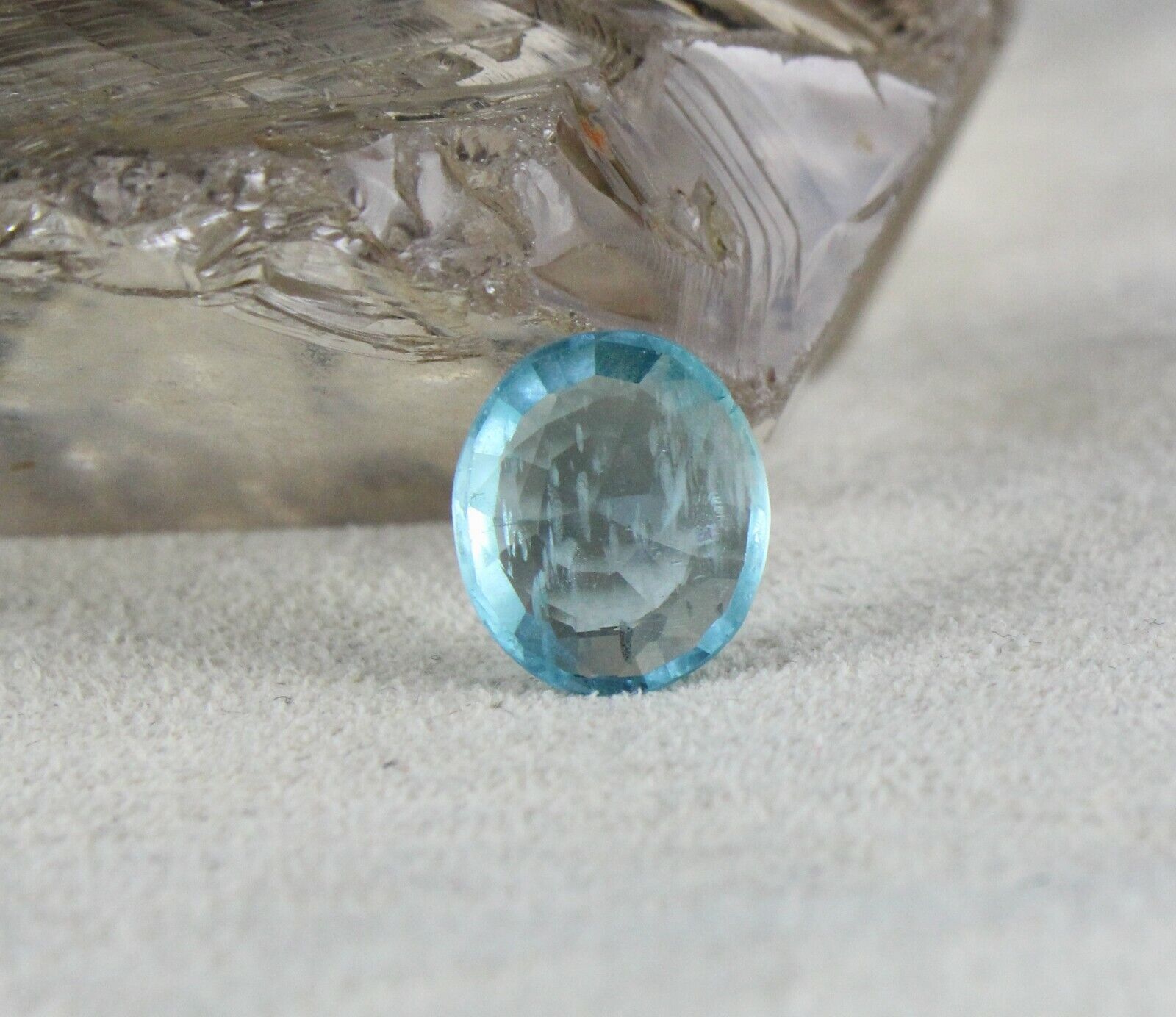 NATURAL BLUE AQUAMARINE OVAL CUT 4.60 CTS GEMSTONE FOR DESIGNING RING PENDANT