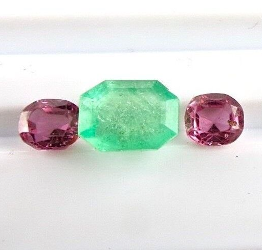 Certified Natural Red Spinel Colombian Emerald 6.30 Ct 3 Stone Ring Design