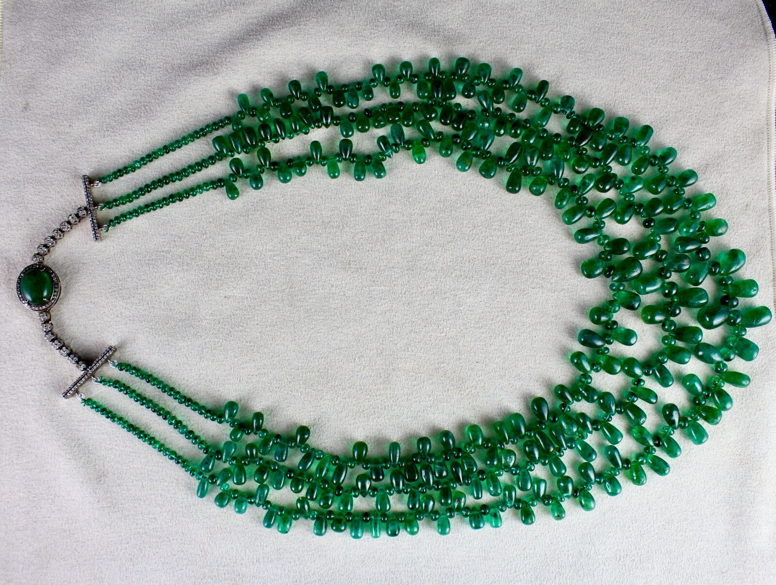 Certified Natural Emerald Diamond 552ct Teardrop Bead Necklace
