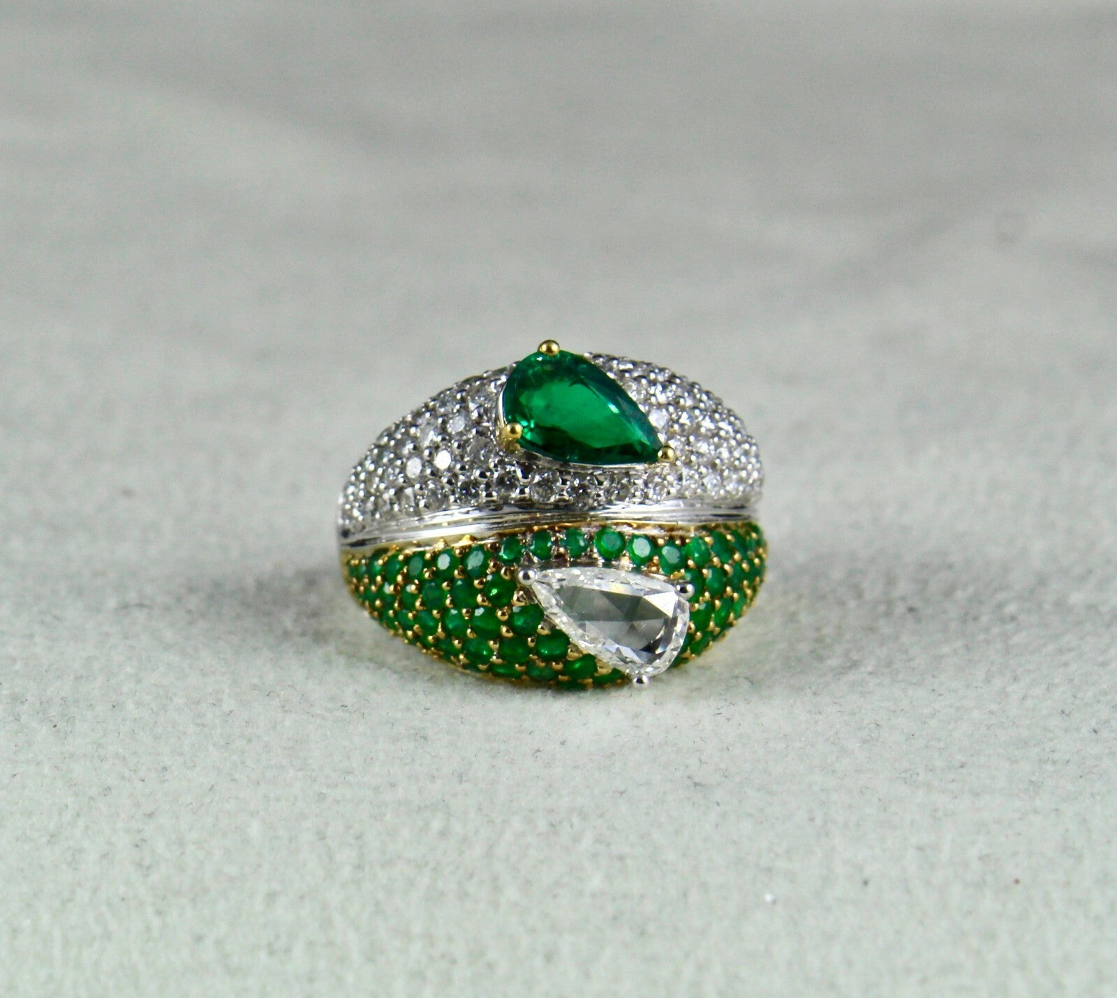 Certified Natural Emerald 10ct Rose Cut Natural Diamond 18k Gold Cocktail Ring