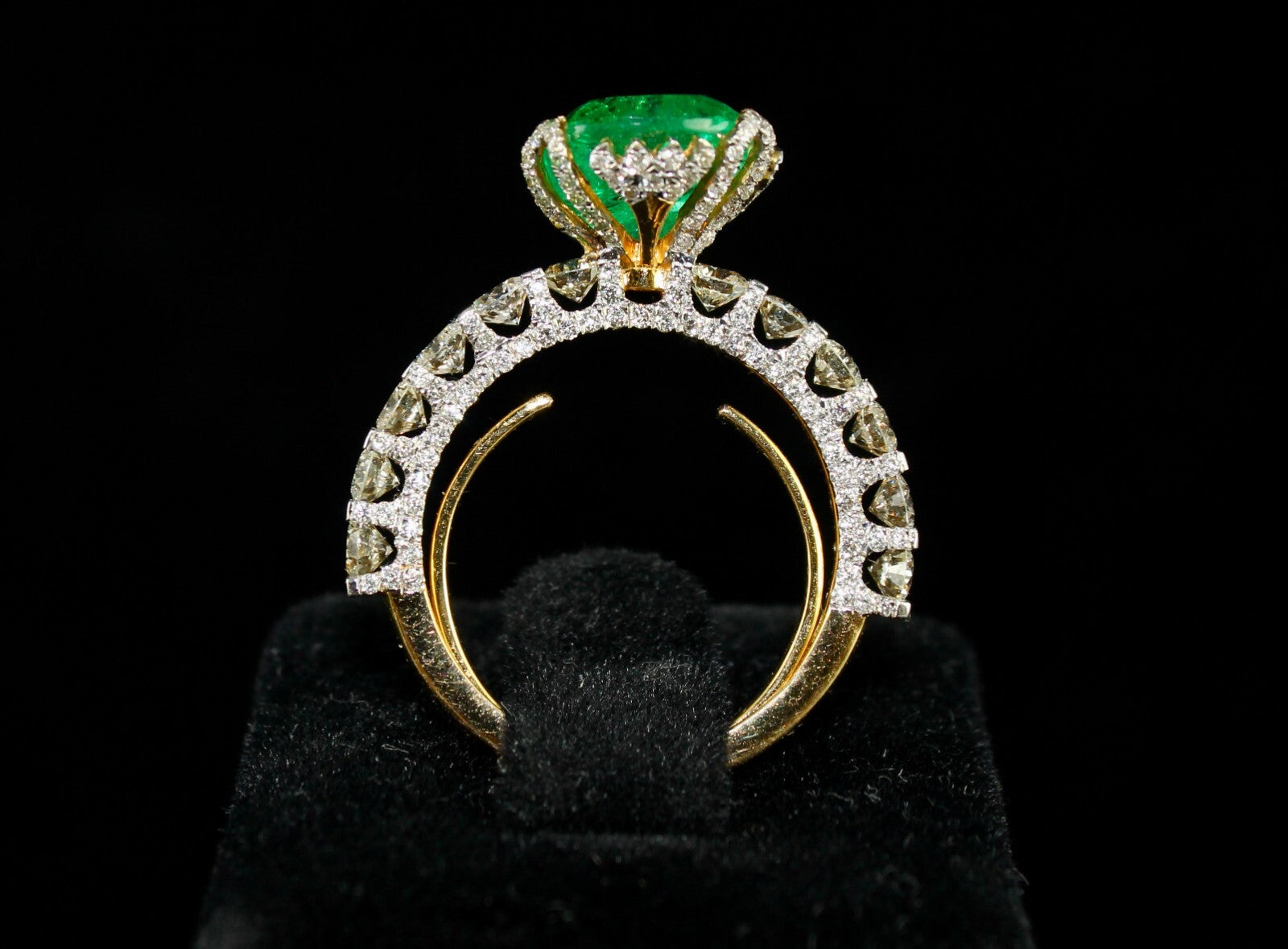 Certified Natural Emerald Heart Cut 27.4ct Diamond 18k Gold Cocktail Ring