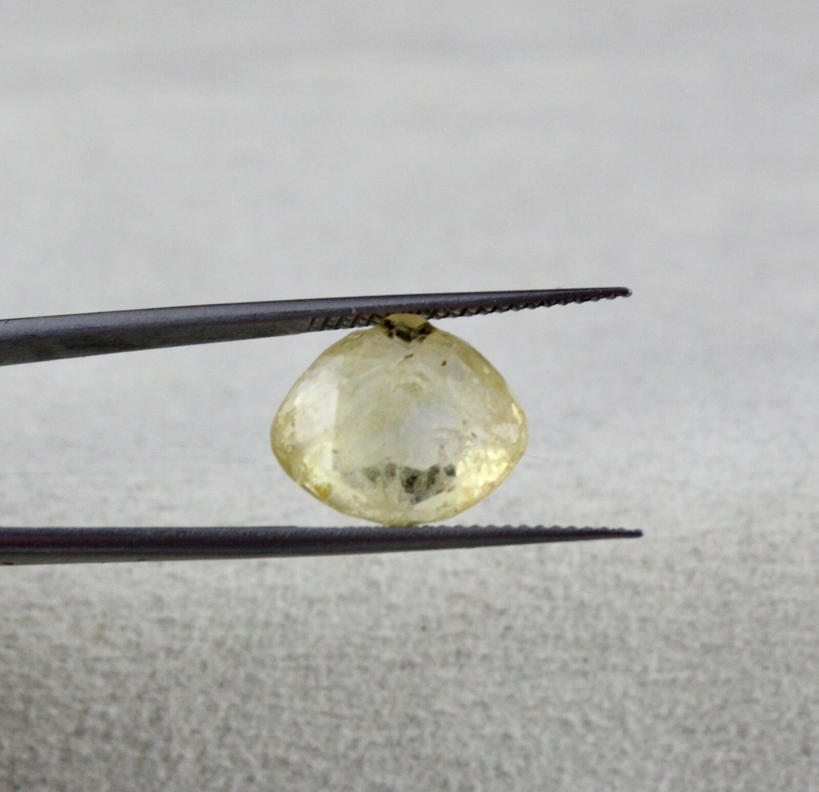 Certified Heirloom Natural Unheat Yellow Sapphire 9.22 Ct Old Gemstone Pendant