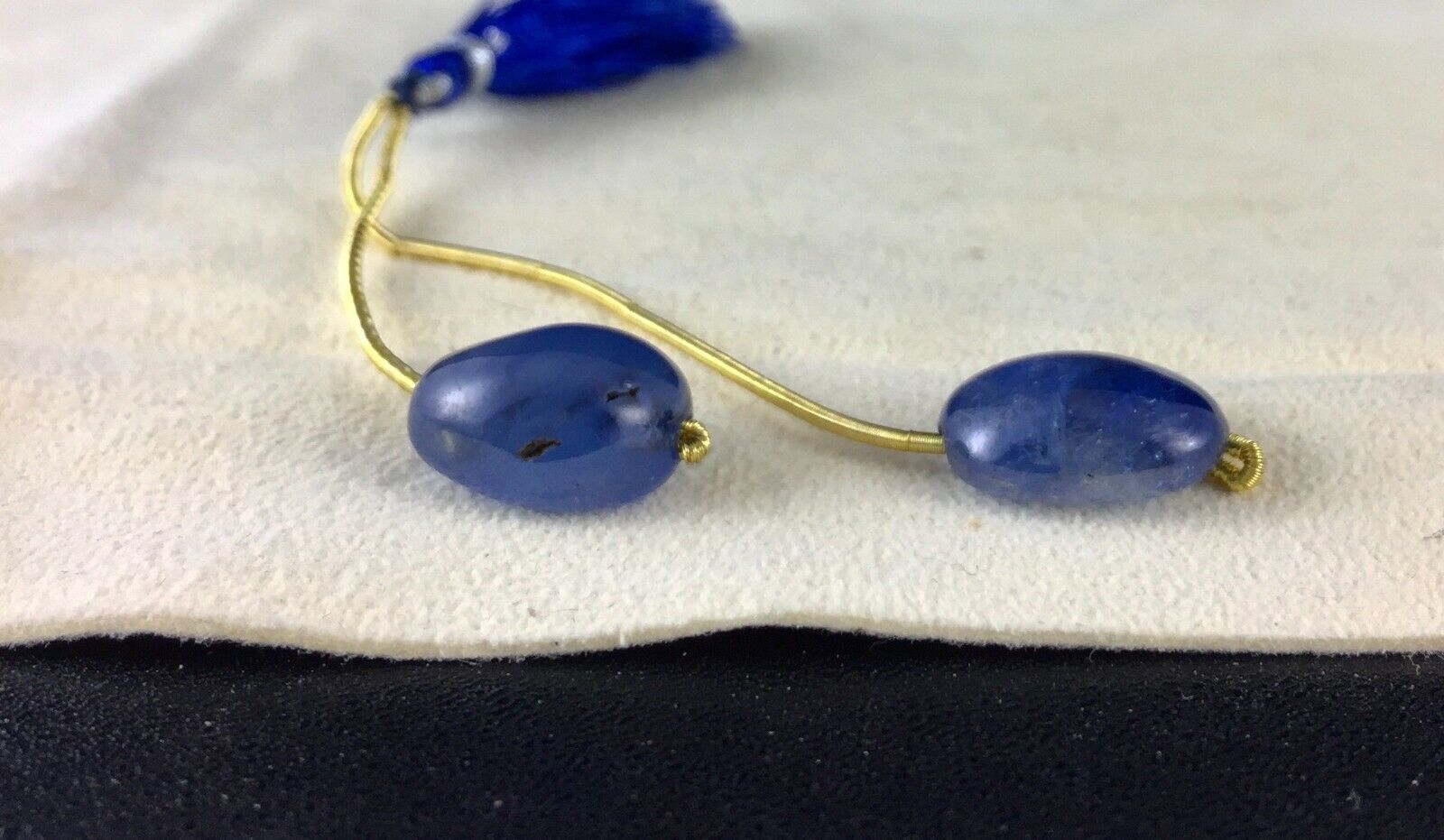 NATURAL BLUE SAPPHIRE BEADS CABOCHON 2 PCS 22.10 CARATS GEMSTONE HANGING EARRING