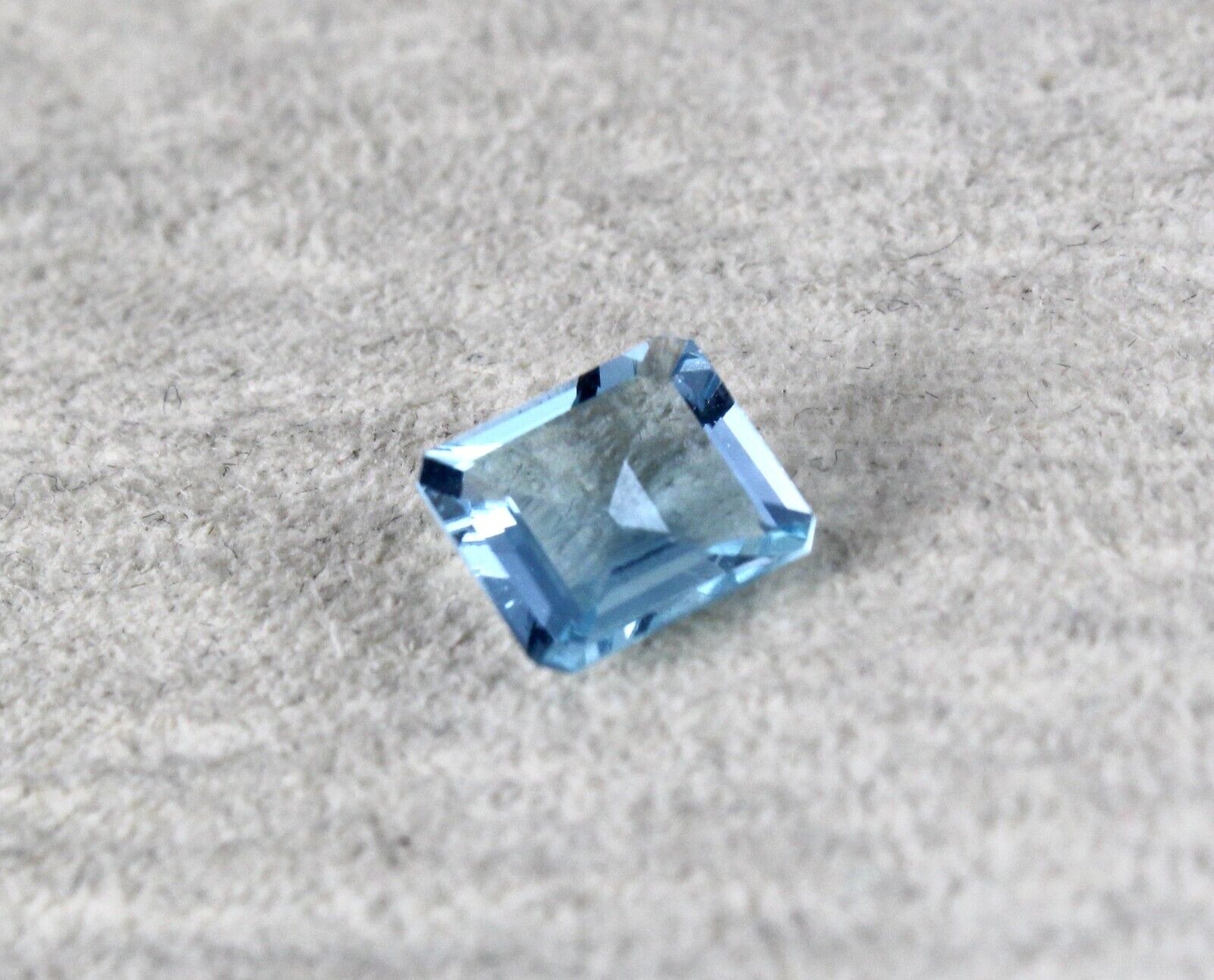 Rare Natural Blue Aquamarine Octagon Cut 1.60 Cts Gemstone Pendant Ring