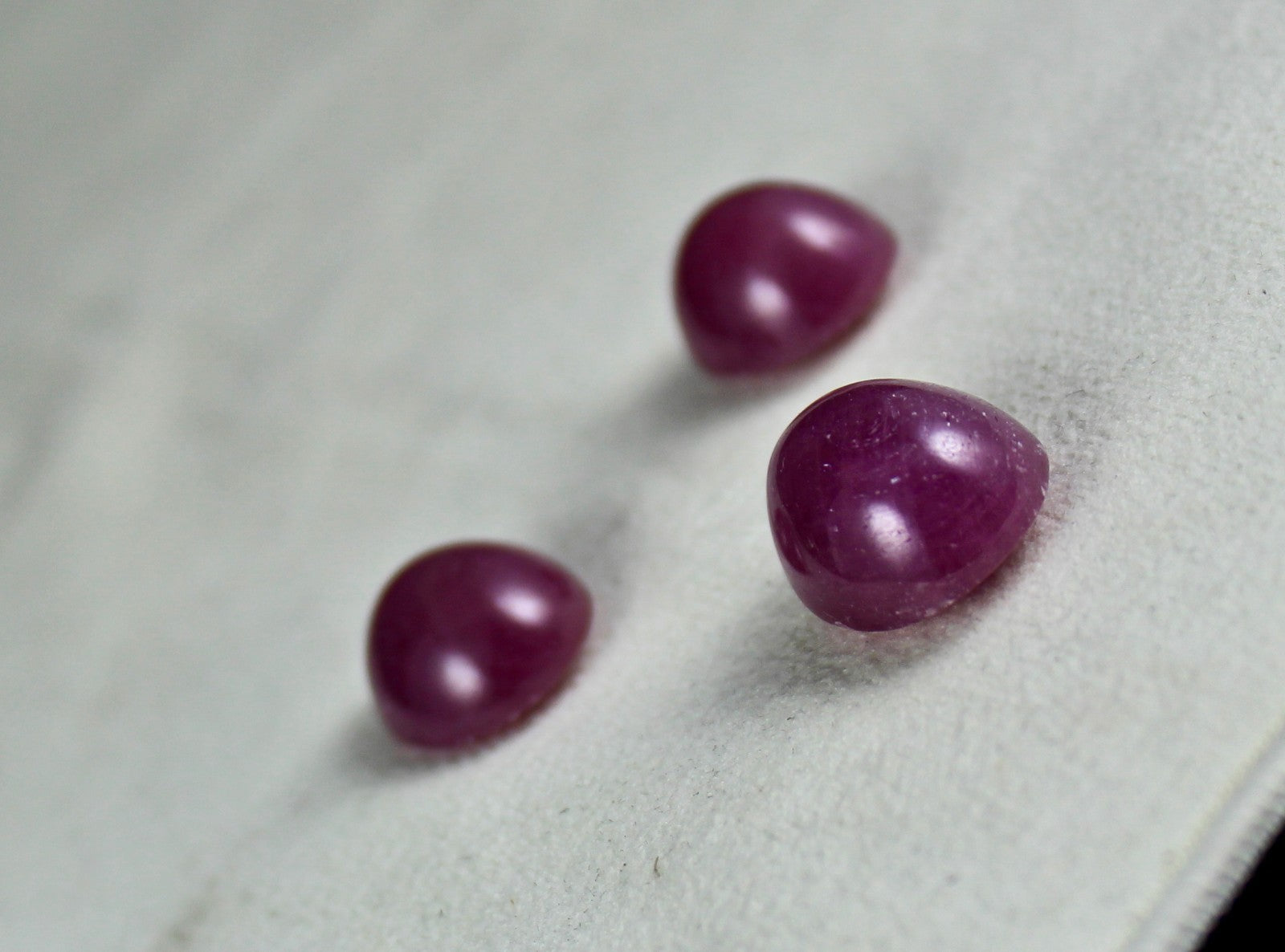 Certified Natural Ruby Oval Cabochon 3 Pc 80.39 Ct Gemstone Set For Earrings