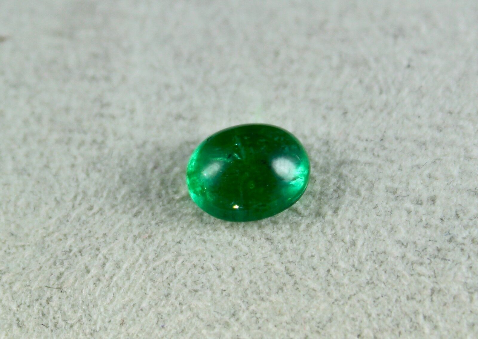 Natural Zambian Emerald Oval Cabochon 3.71 Ct Loose Gemstone For Ring Pendant