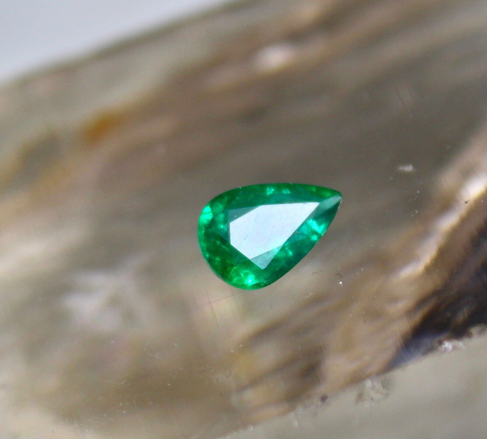 10MM NATURAL ZAMBIAN EMERALD PEAR SHAPE 1.20 CARATS GEMSTONE FOR RING & PENDANT 