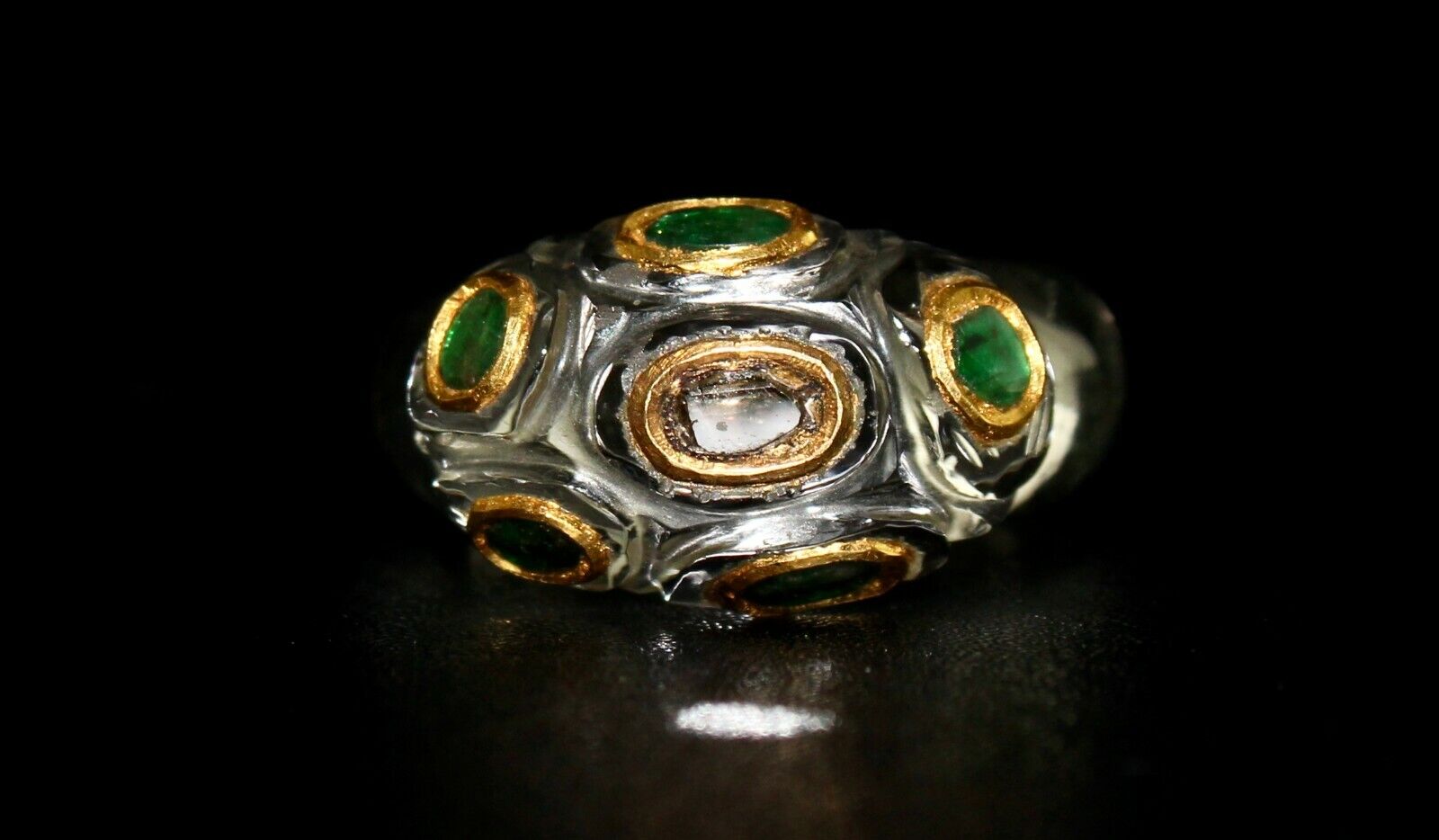 ANTIQUE NATURAL CRYSTAL QUARTZ DIAMOND EMERALD 22K GOLD ETHNIC FASHION RING