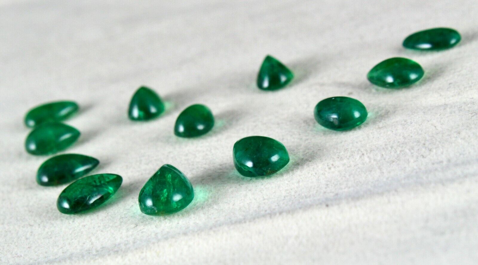 NATURAL ZAMBIAN EMERALD PEAR CABOCHON 12 PCS 31 CARATS GEMSTONE SET EARRING RING