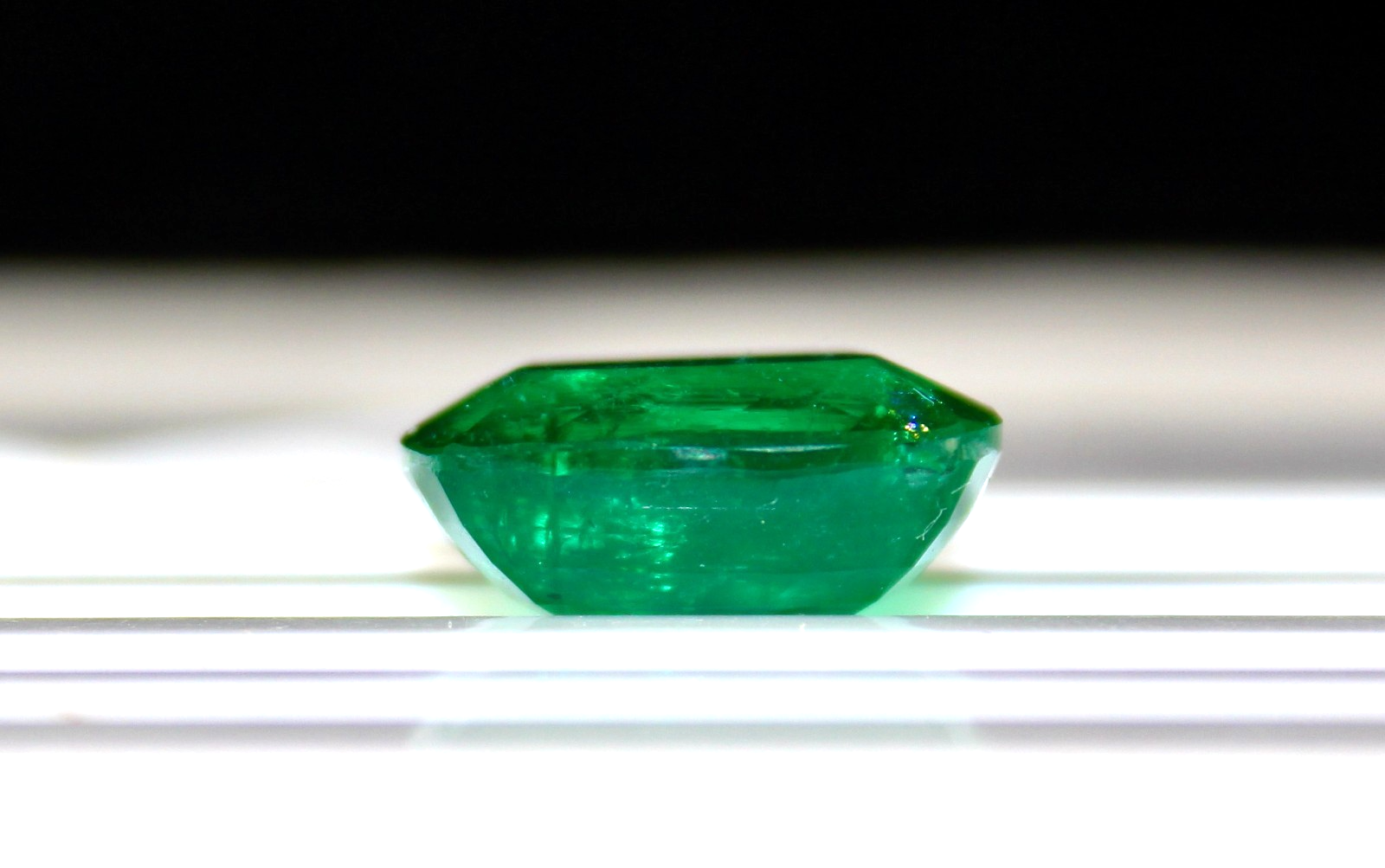 Certified Natural Emerald 16.69 Ct Cushion Cut Loose Gemstone for Ring Pendant