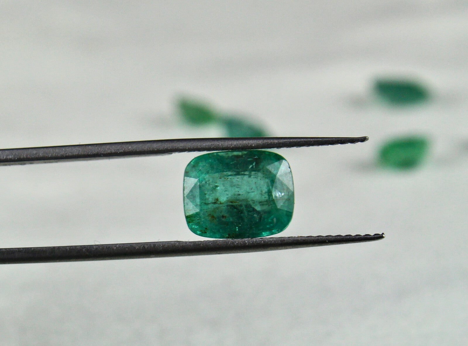 Certified Earth Mined Natural Emerald Cushion Cut 9.59 Ct Gemstone Set