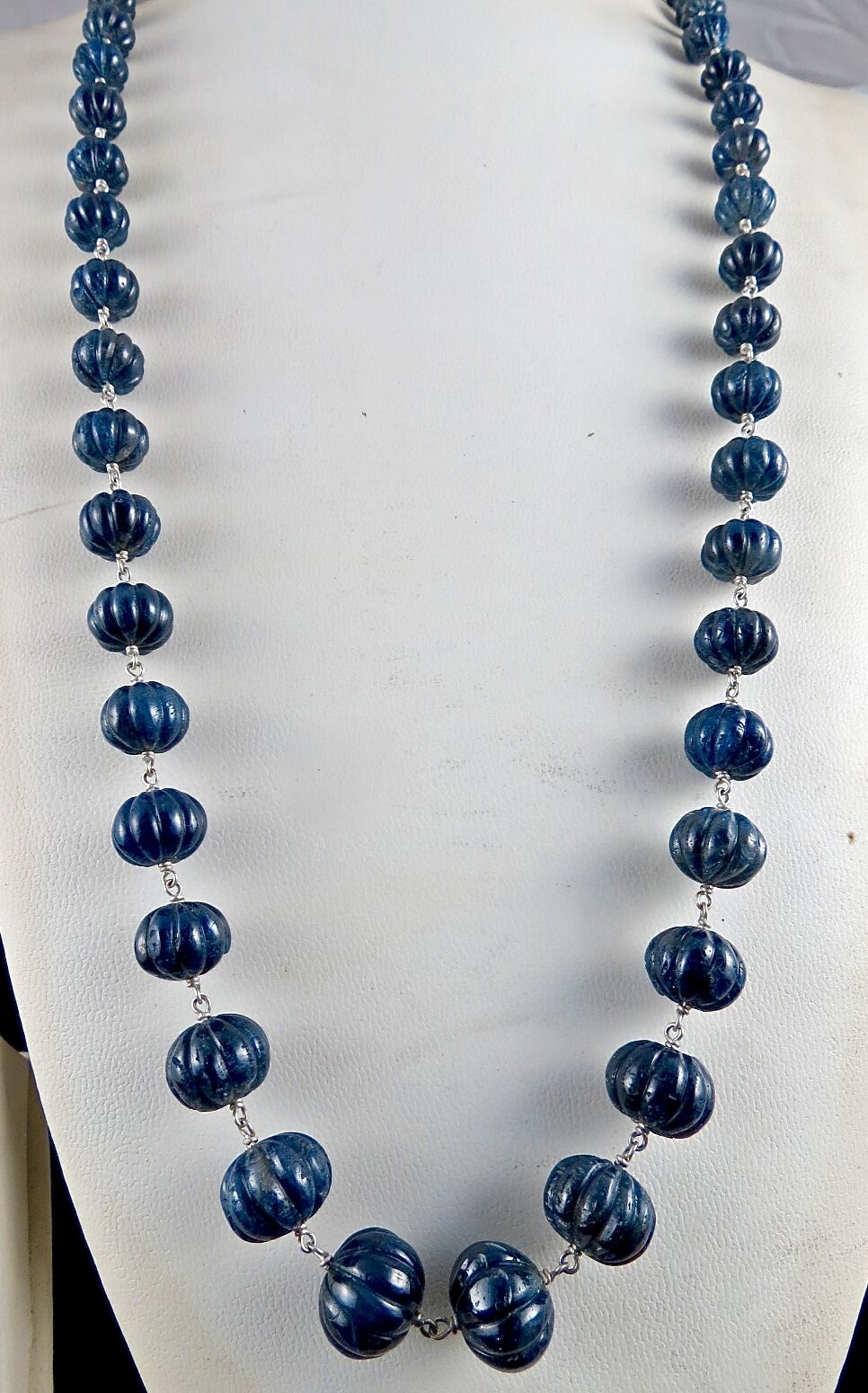 Old Natural Blue Sapphire Beads Carved Melon 552 Carats Gemstone Silver Necklace