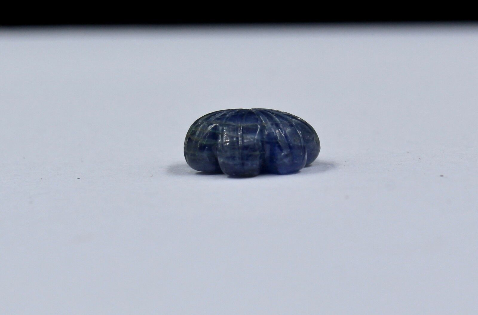 Natural Old Blue Sapphire Carved Flower 5.91 Ct Loose Gemstone For Ring Pendant