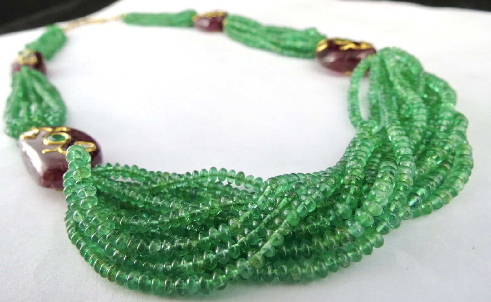 NATURAL EMERALD PINK TOURMALINE BEADS DIAMOND 18K GOLD JADAU LADIES NECKLACE