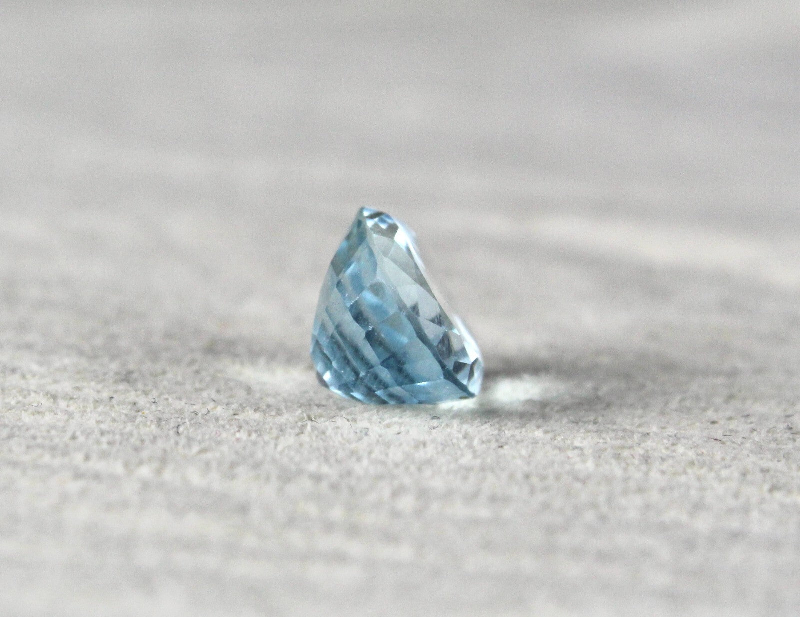 Certified Natural Blue Aquamarine 5.13 Ct Oval Gemstone For Ring Pendant
